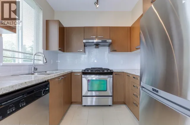 432 - 9500 ODLIN ROAD, Richmond 4