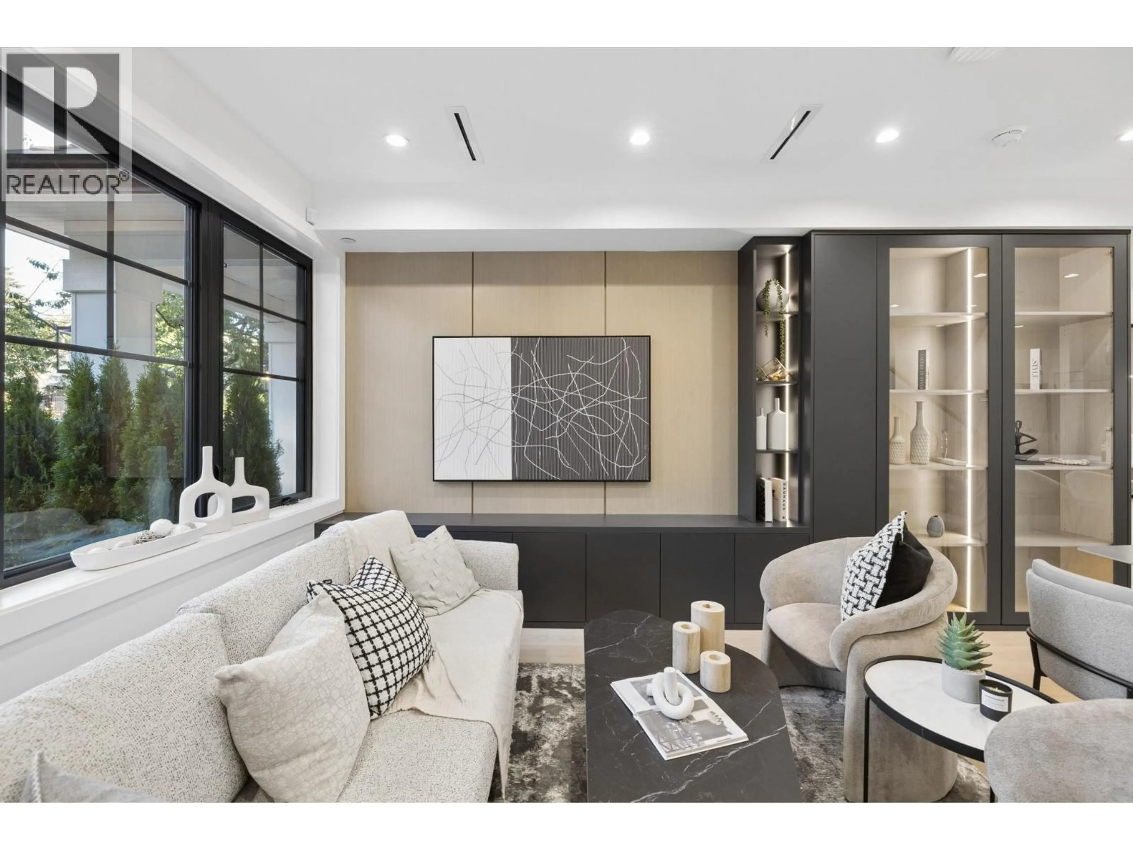 Living room with furniture, unknown for 2617 CAROLINA STREET, Vancouver British Columbia V5T2A4