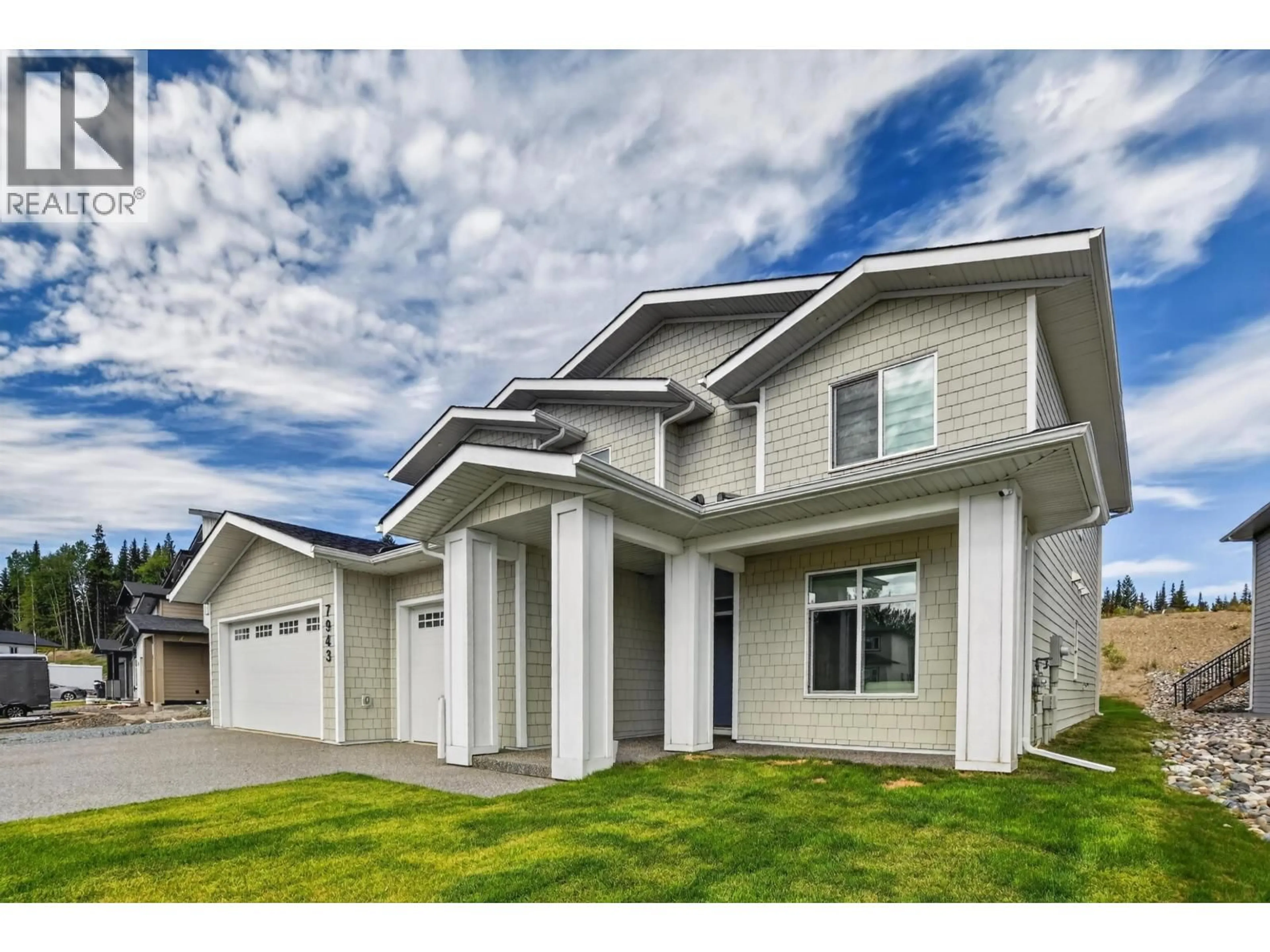 Home with vinyl exterior material, street for 7943 SOUTHRIDGE AVENUE, Prince George British Columbia V2N6S4