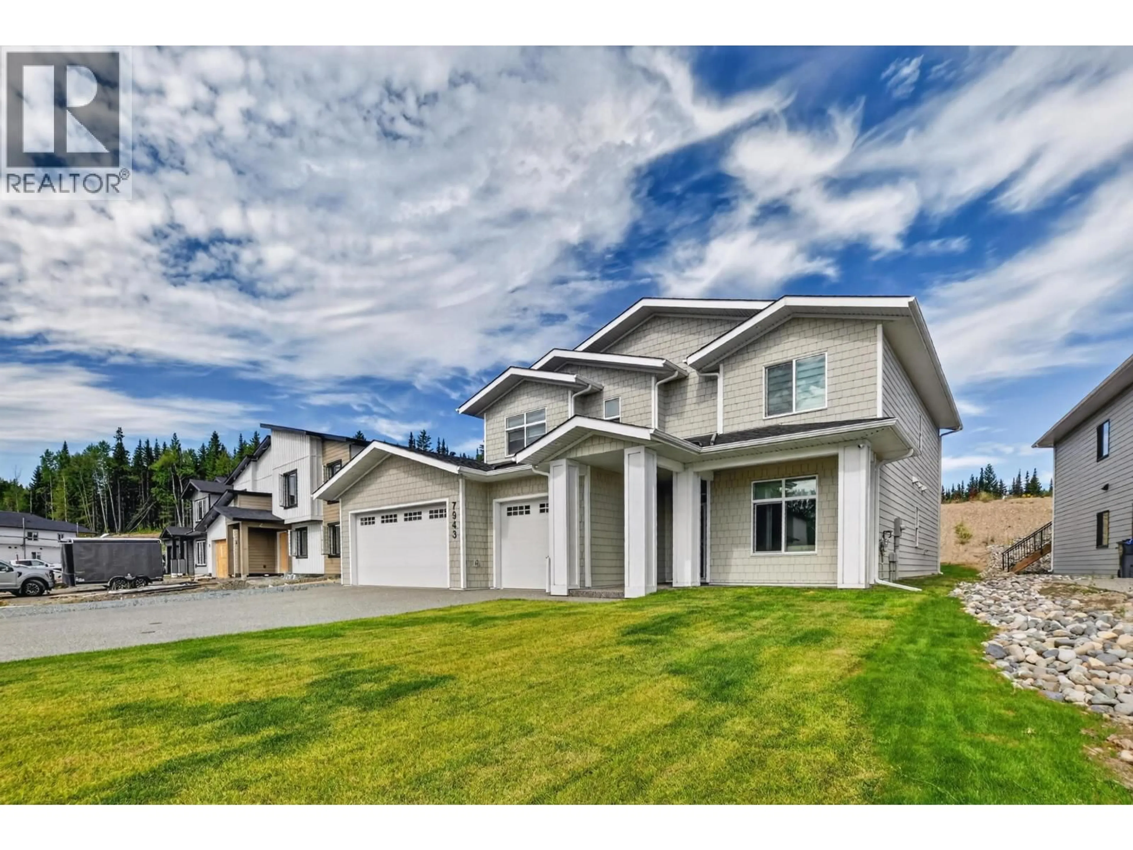 Home with vinyl exterior material, street for 7943 SOUTHRIDGE AVENUE, Prince George British Columbia V2N6S4