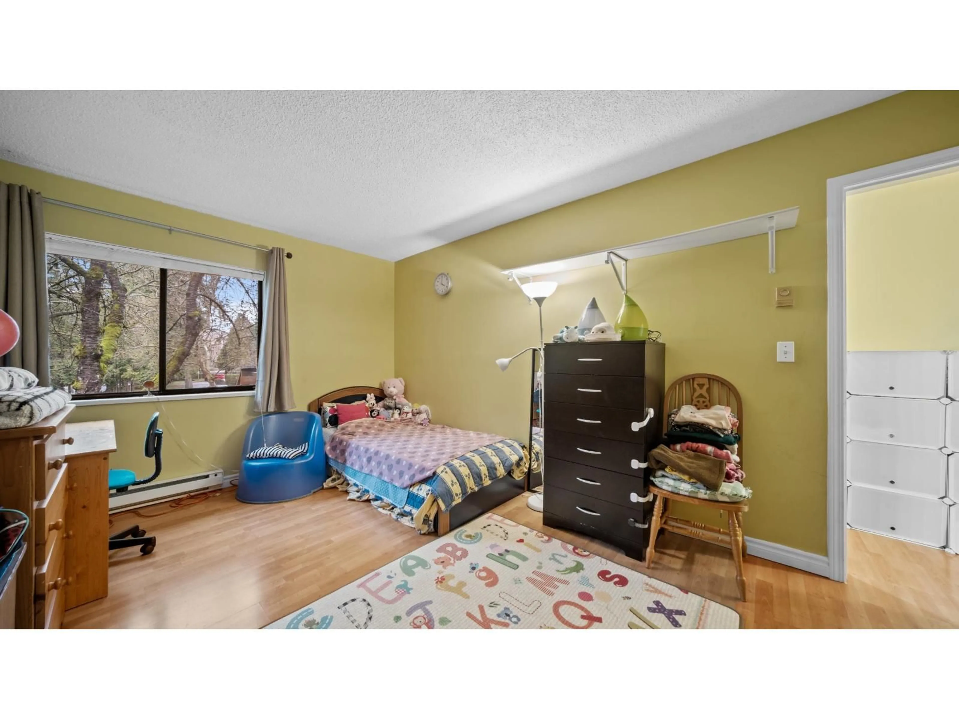 A pic of a room for 1314 - 10620 150 STREET, Surrey British Columbia V3R7S1