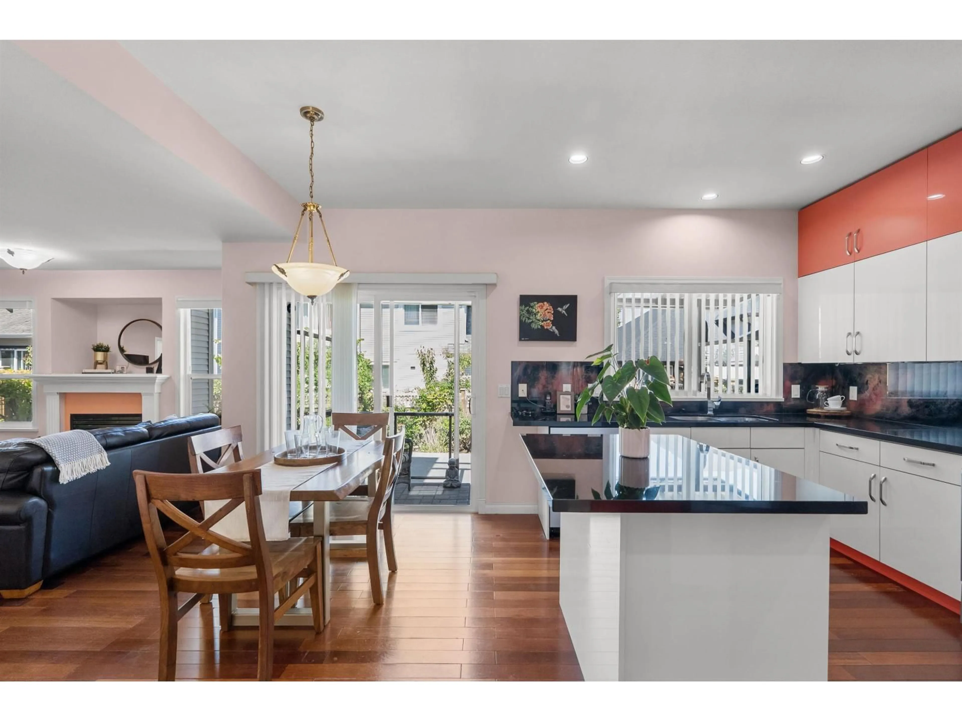 Open concept kitchen, unknown for 14711 75A AVENUE, Surrey British Columbia V3S8Y6