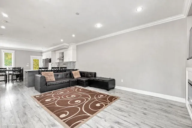 20403 86AVE AVENUE, Langley 5