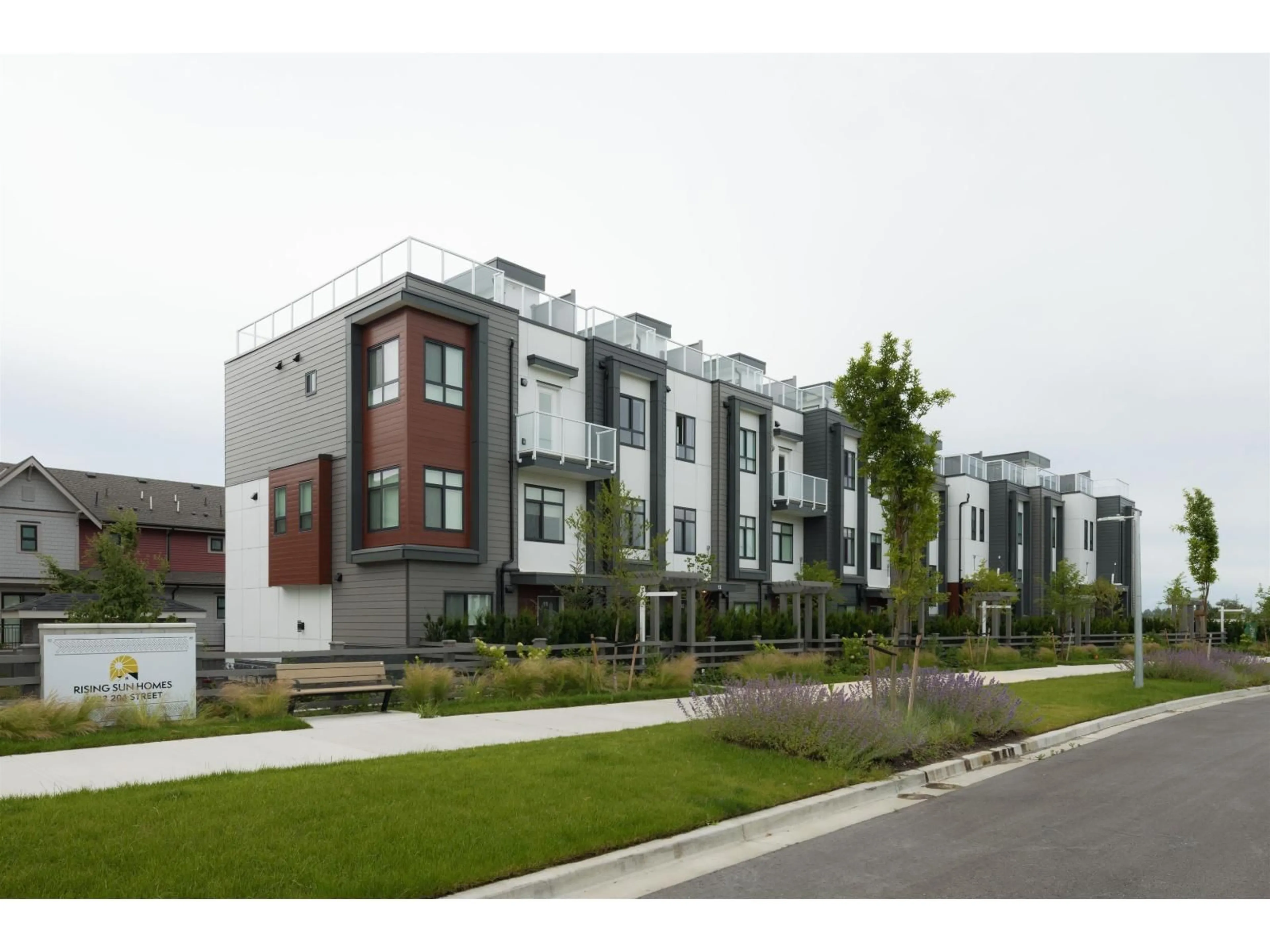 Unknown for 6 - 6983 204 STREET, Langley British Columbia V2Y1P8