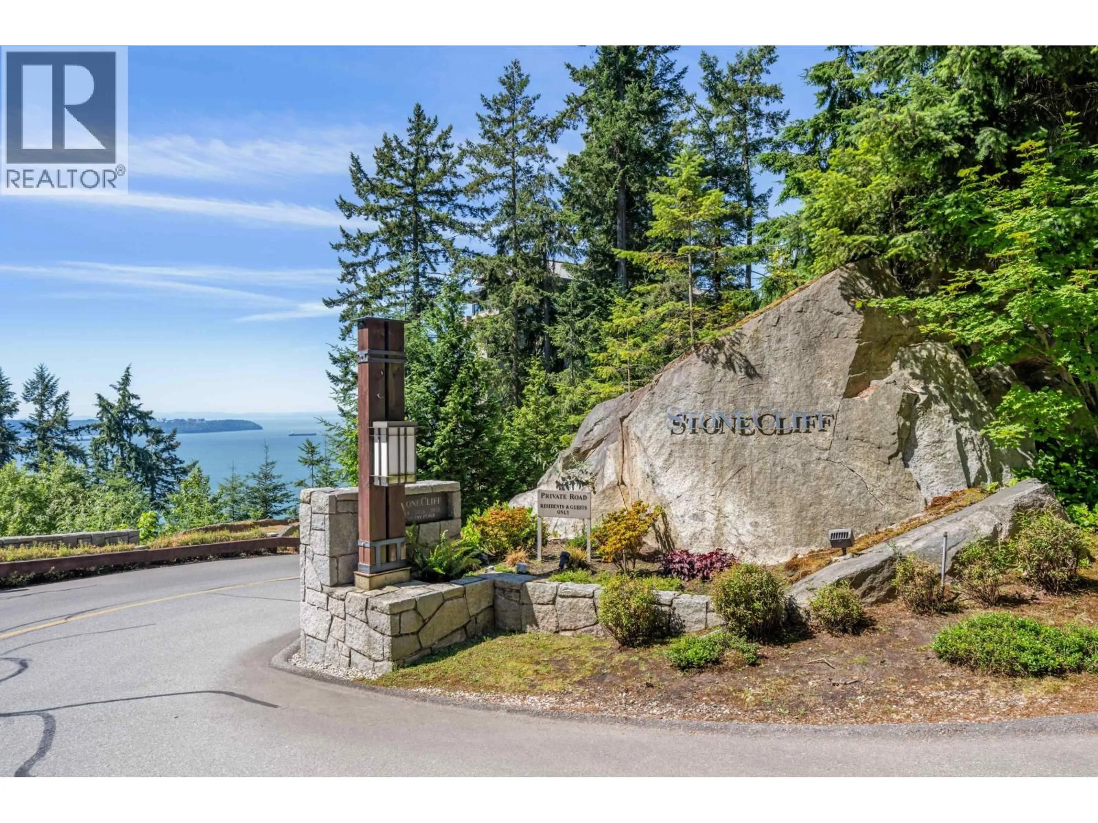 Unknown for 402 - 3355 CYPRESS PLACE, West Vancouver British Columbia V7S3J9