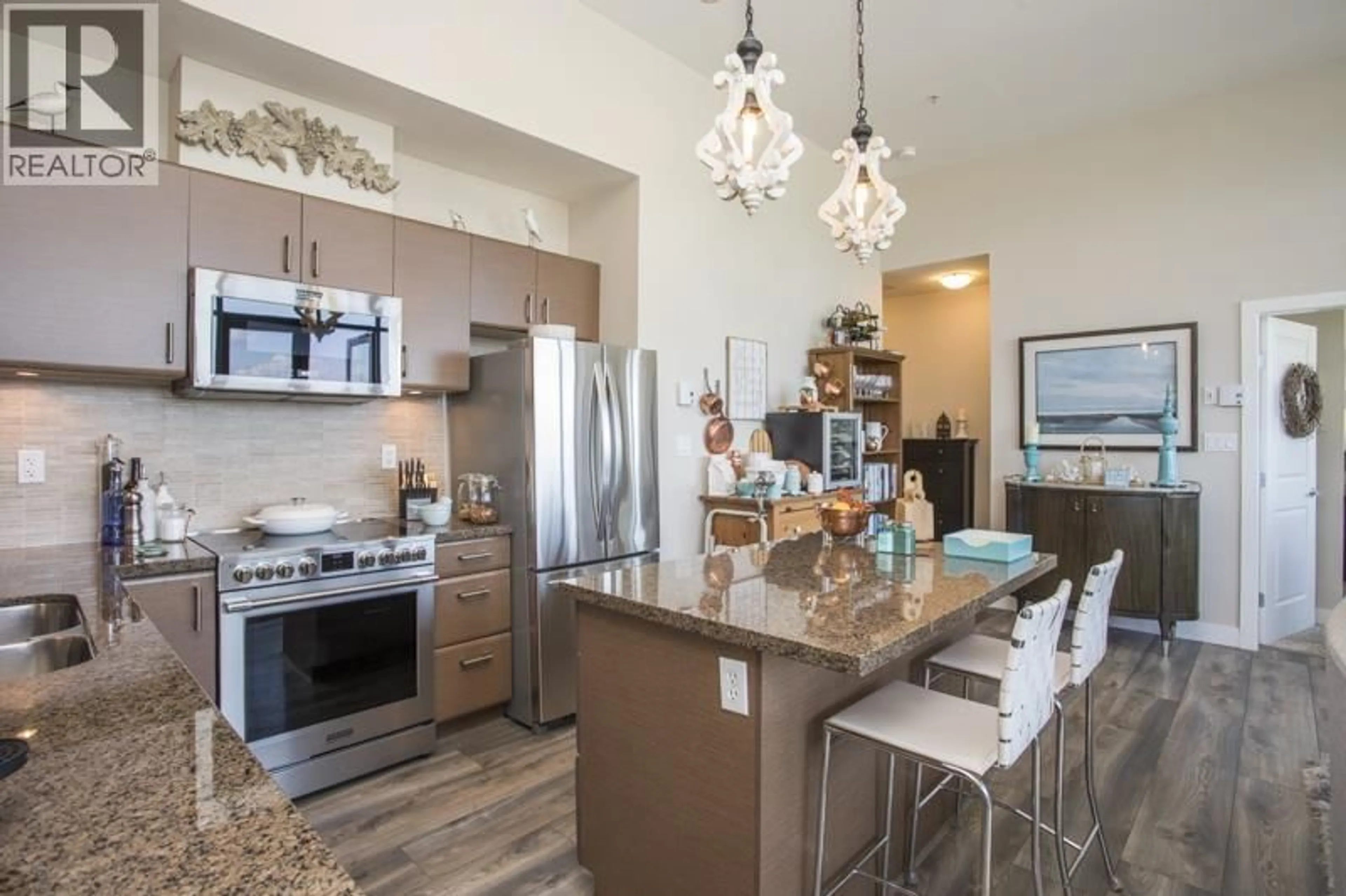 Open concept kitchen, unknown for 1002 - 12069 HARRIS ROAD, Pitt Meadows British Columbia V3Y0C8