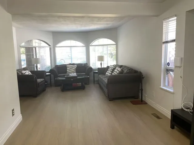 15482 112 AVENUE, Surrey 2