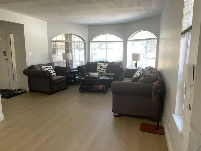 15482 112 AVENUE, Surrey 3