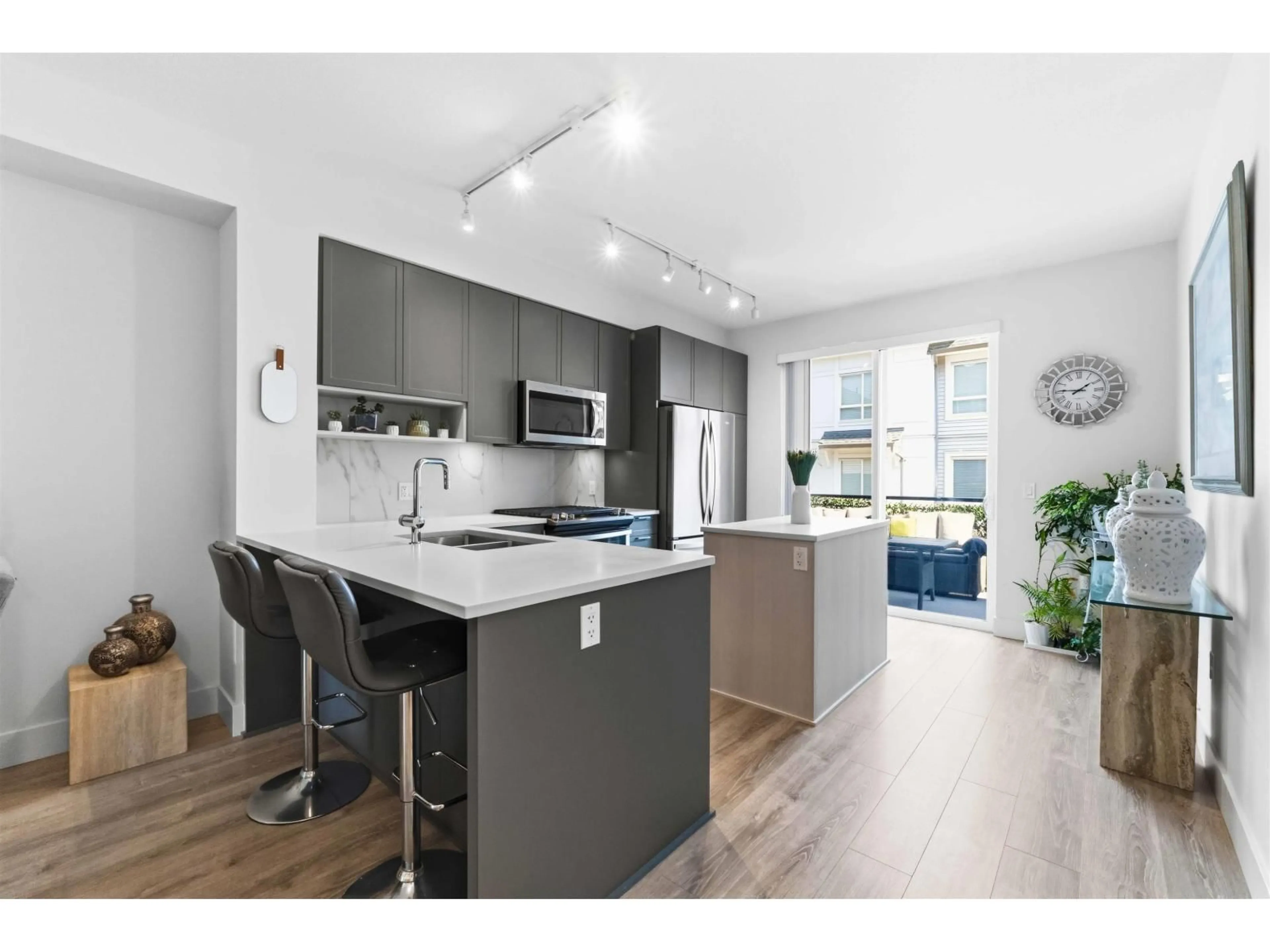 Open concept kitchen, unknown for 67 - 9718 161A STREET, Surrey British Columbia V4N6S7