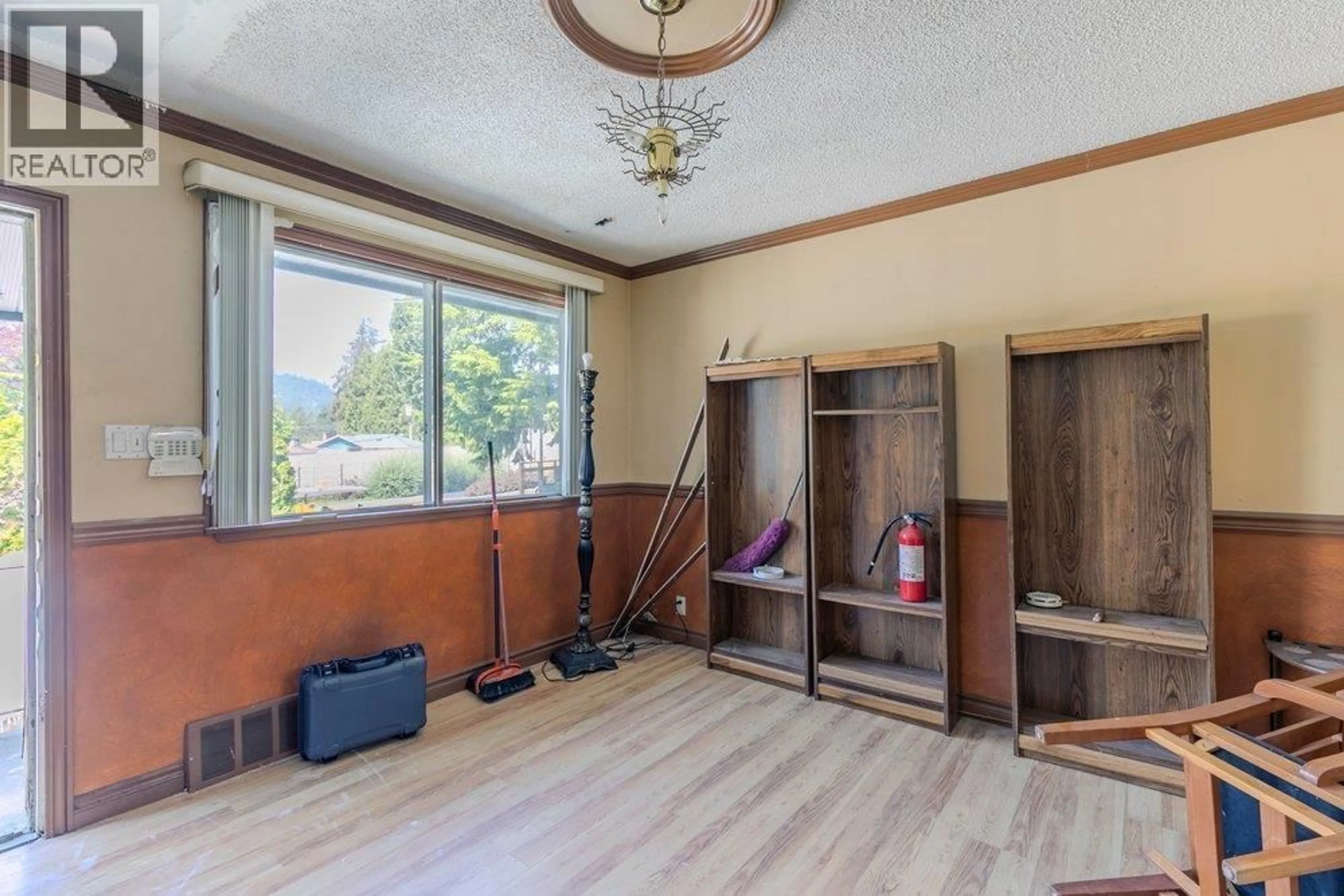 Unknown for 640 CLARKE ROAD, Coquitlam British Columbia V3J3X6
