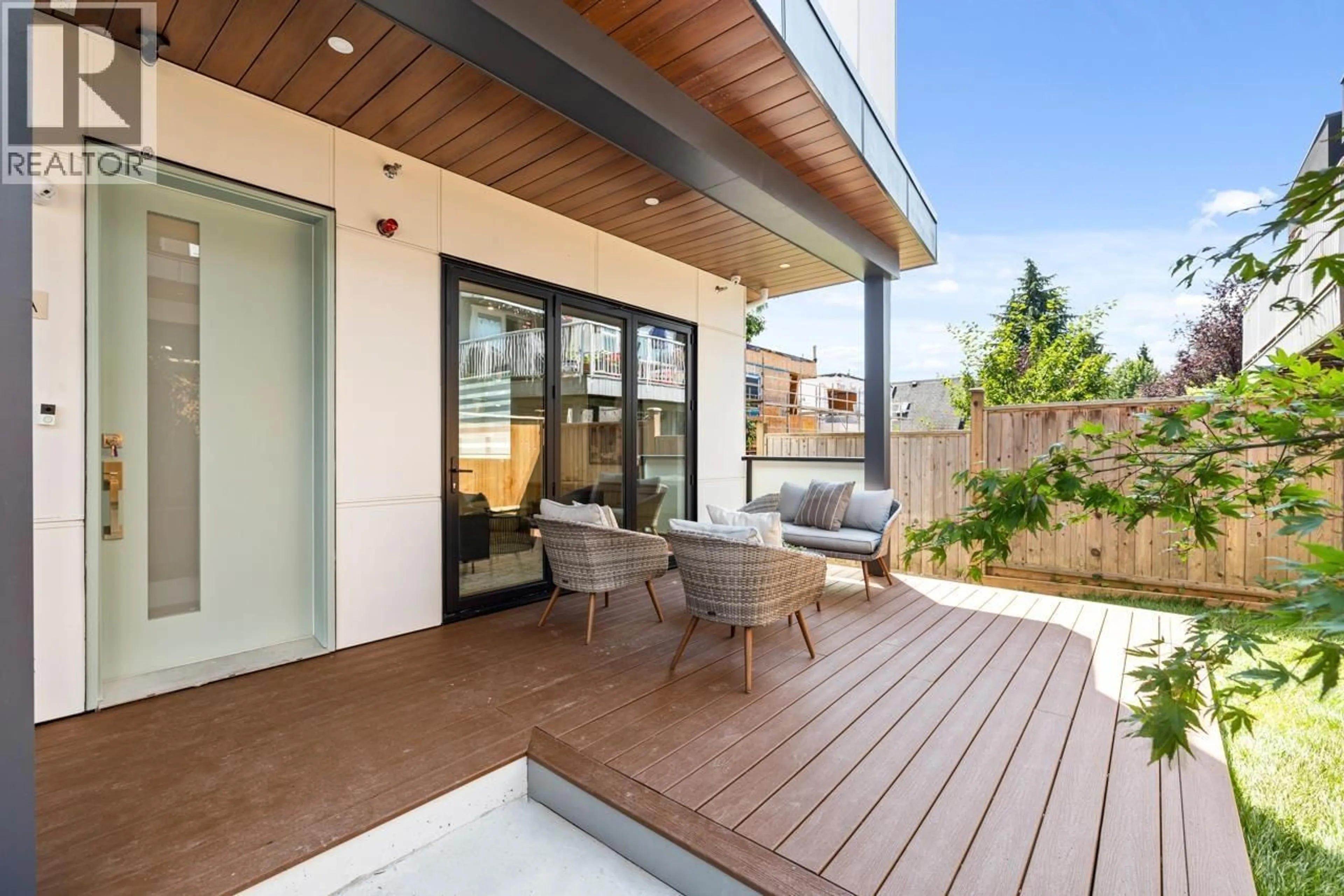 Patio, street for A - 4258 SOPHIA STREET, Vancouver British Columbia V5V3V7