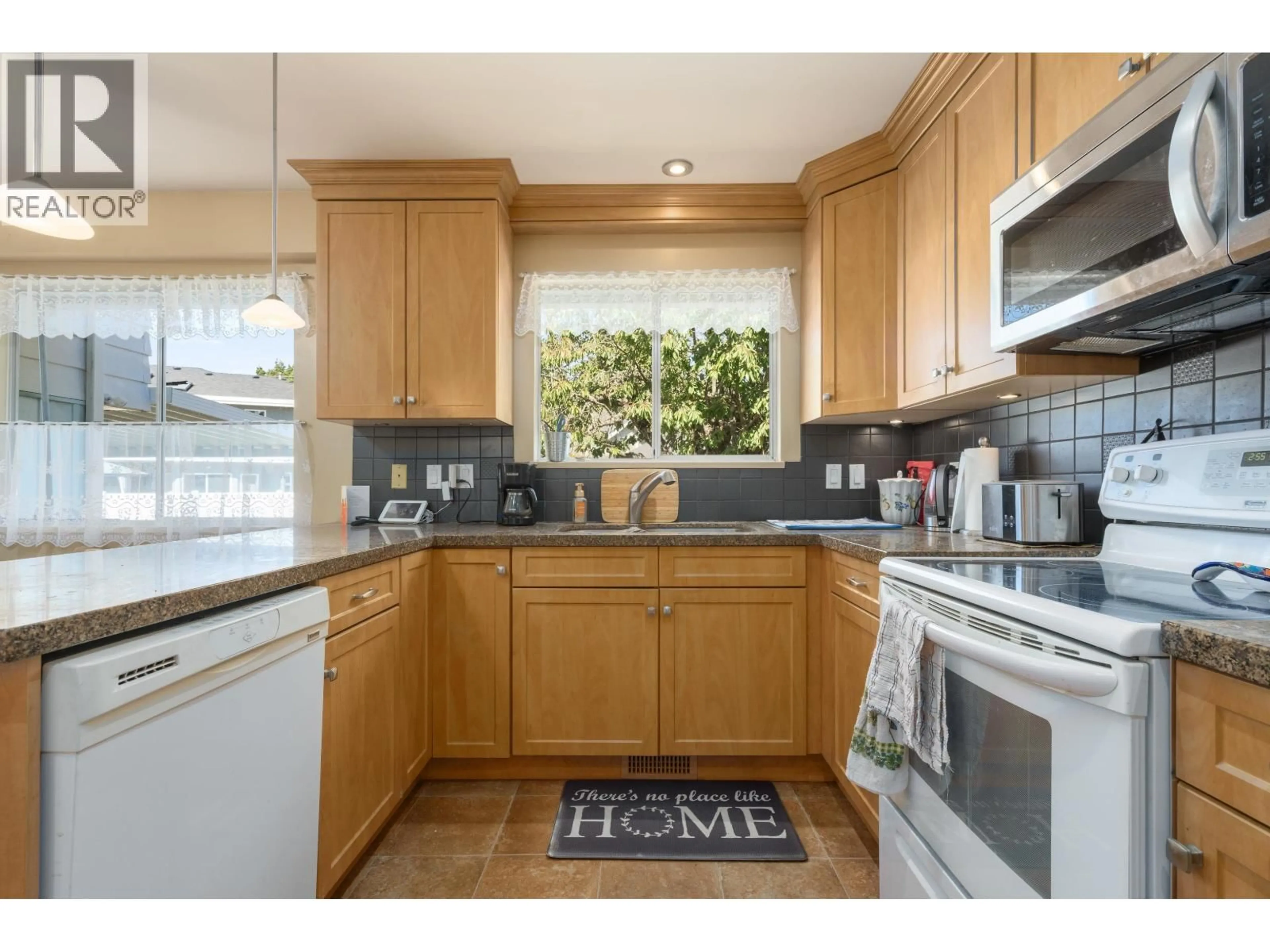 Standard kitchen, unknown for 8611 RIDEAU DRIVE, Richmond British Columbia V7A4M6