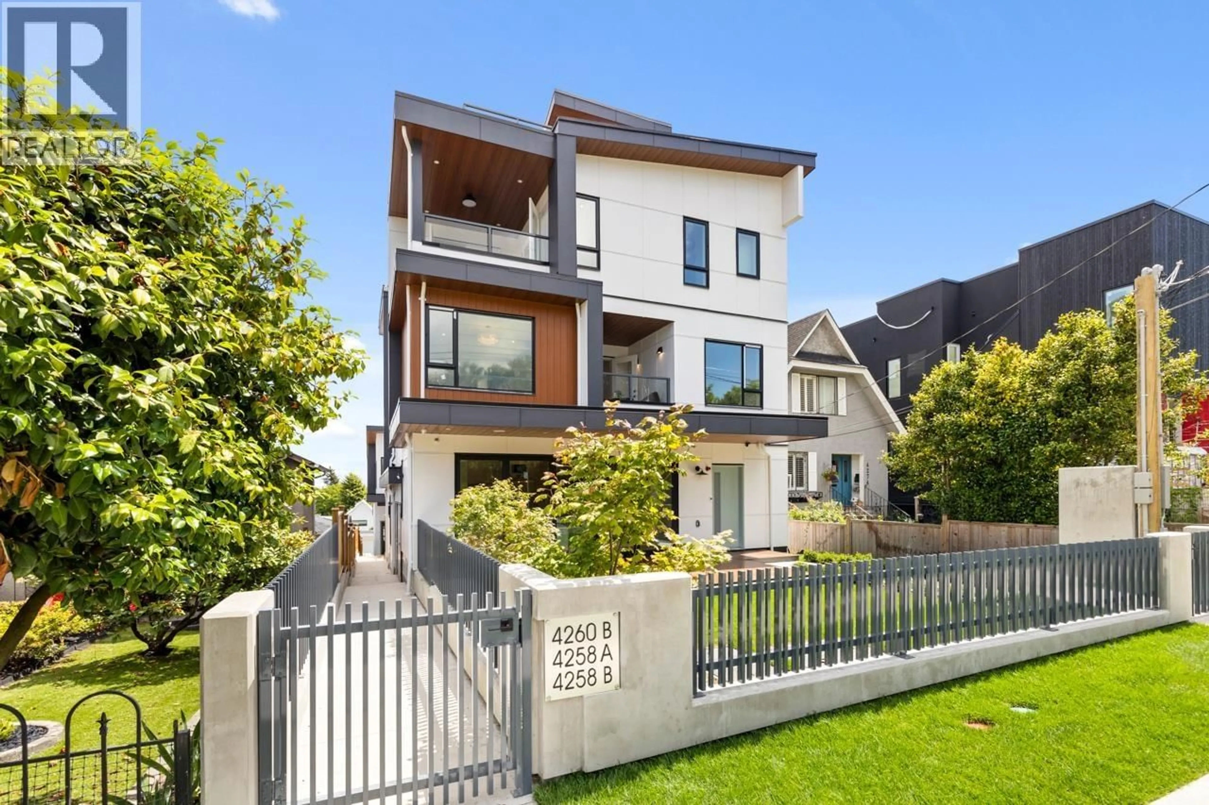 A pic from outside/outdoor area/front of a property/back of a property/a pic from drone, street for B - 4260 SOPHIA STREET, Vancouver British Columbia V5V3V7