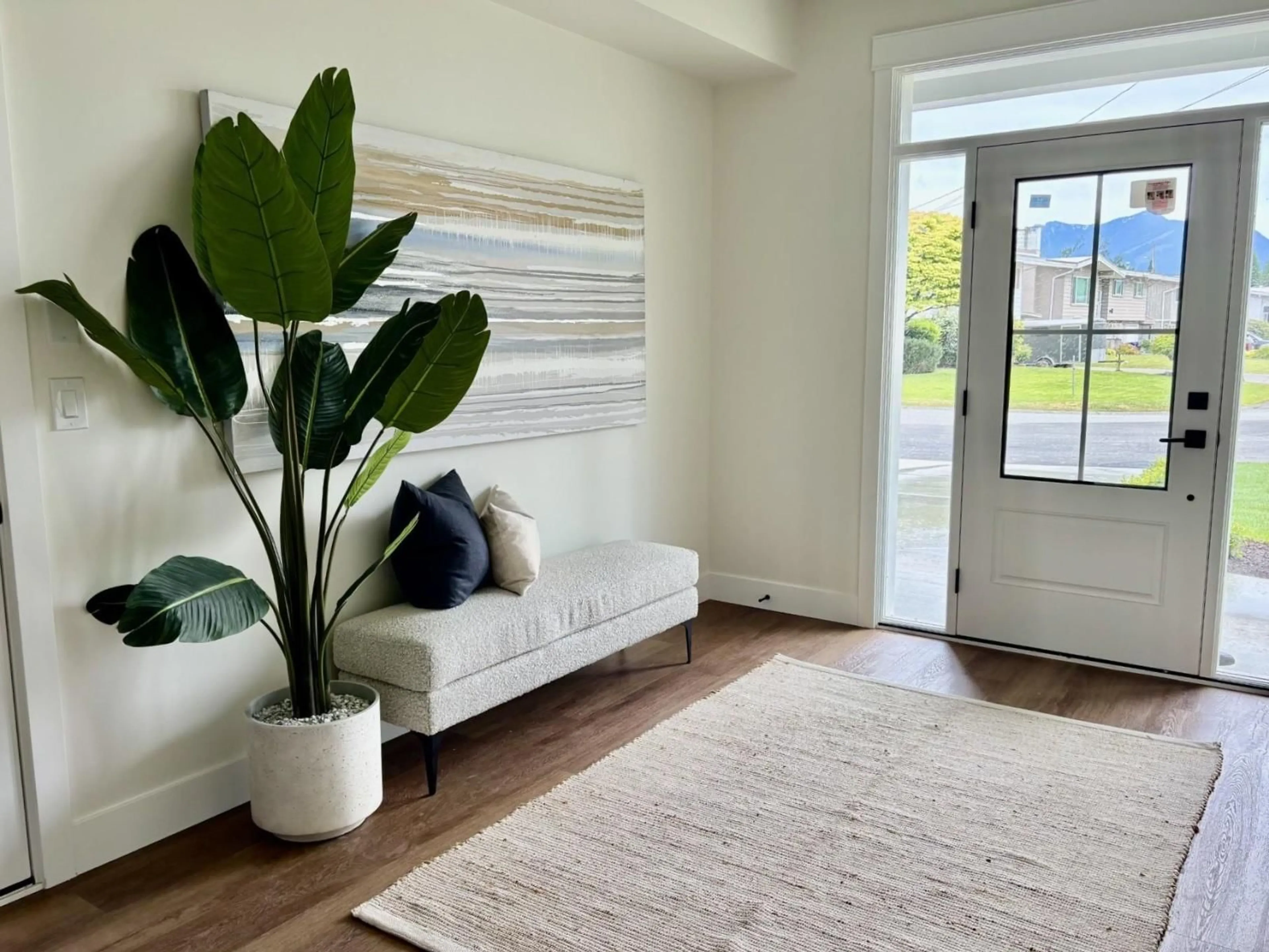 Indoor entryway for 10167 HYMAR DRIVE, Chilliwack British Columbia V2P5T5