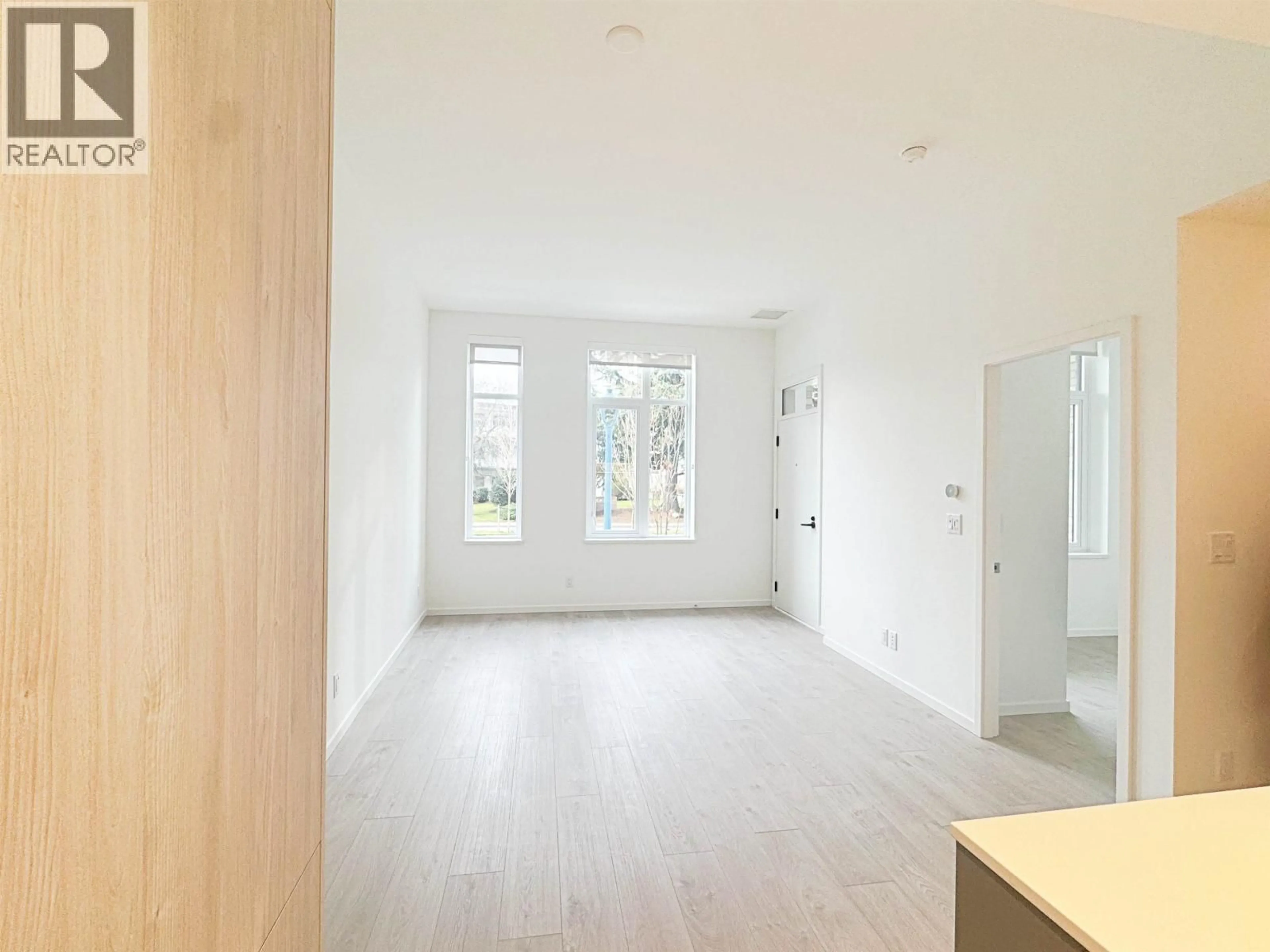 A pic of a room for 2 - 6200 MINORU BOULEVARD, Richmond British Columbia V6Y0M9