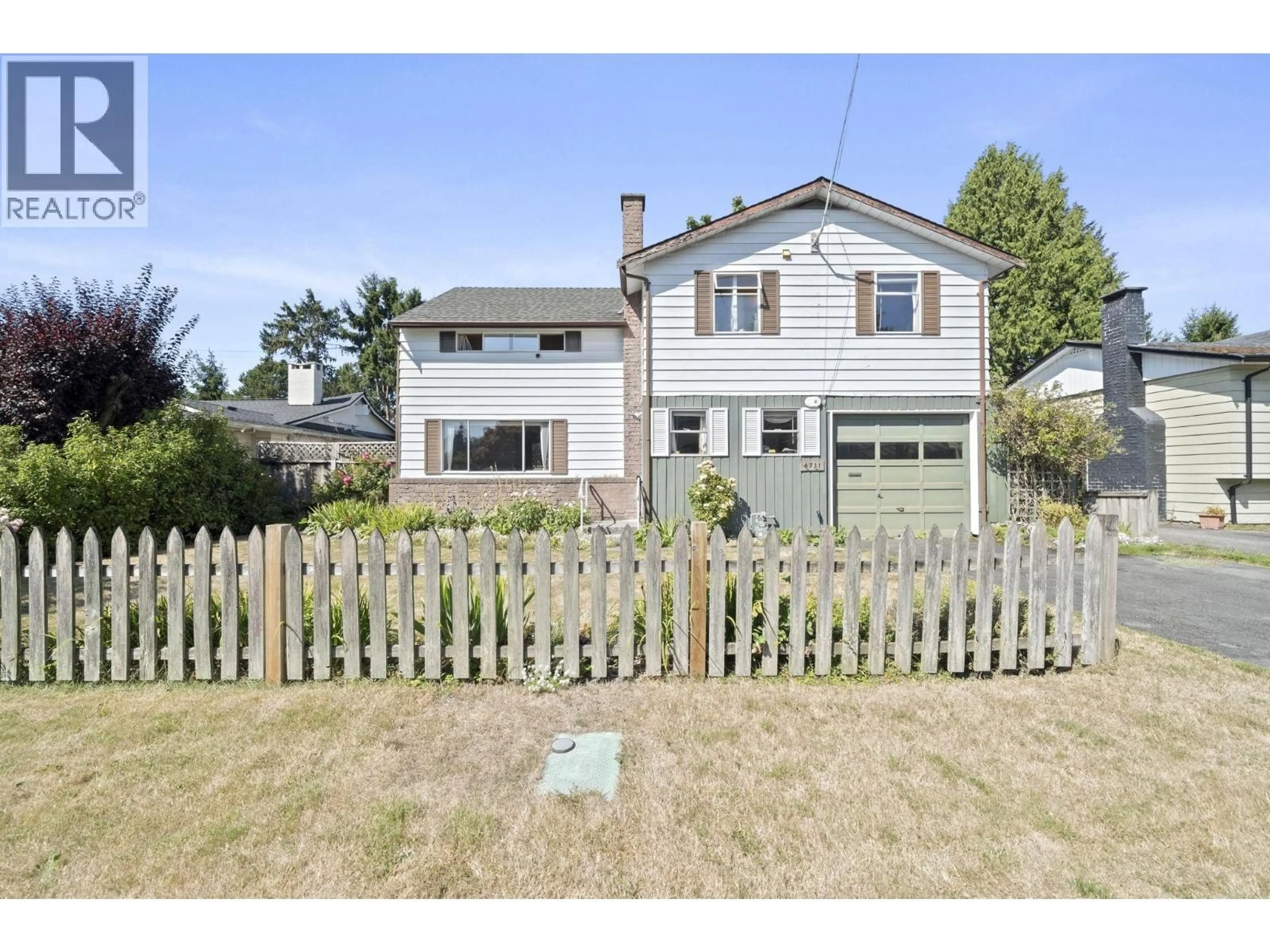 Home with vinyl exterior material, street for 6731 CAMSELL CRESCENT, Richmond British Columbia V7C2M9