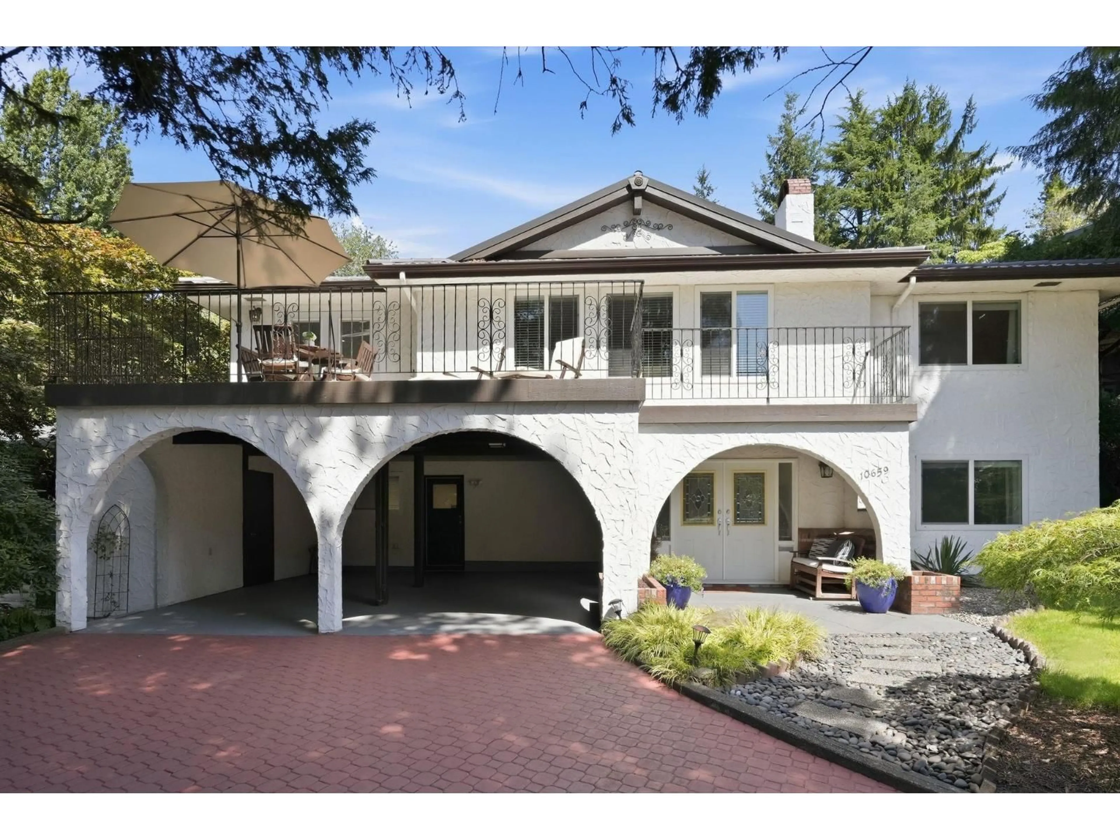 Home with vinyl exterior material, street for 10659 SANTA MONICA DRIVE, Delta British Columbia V4C1P9