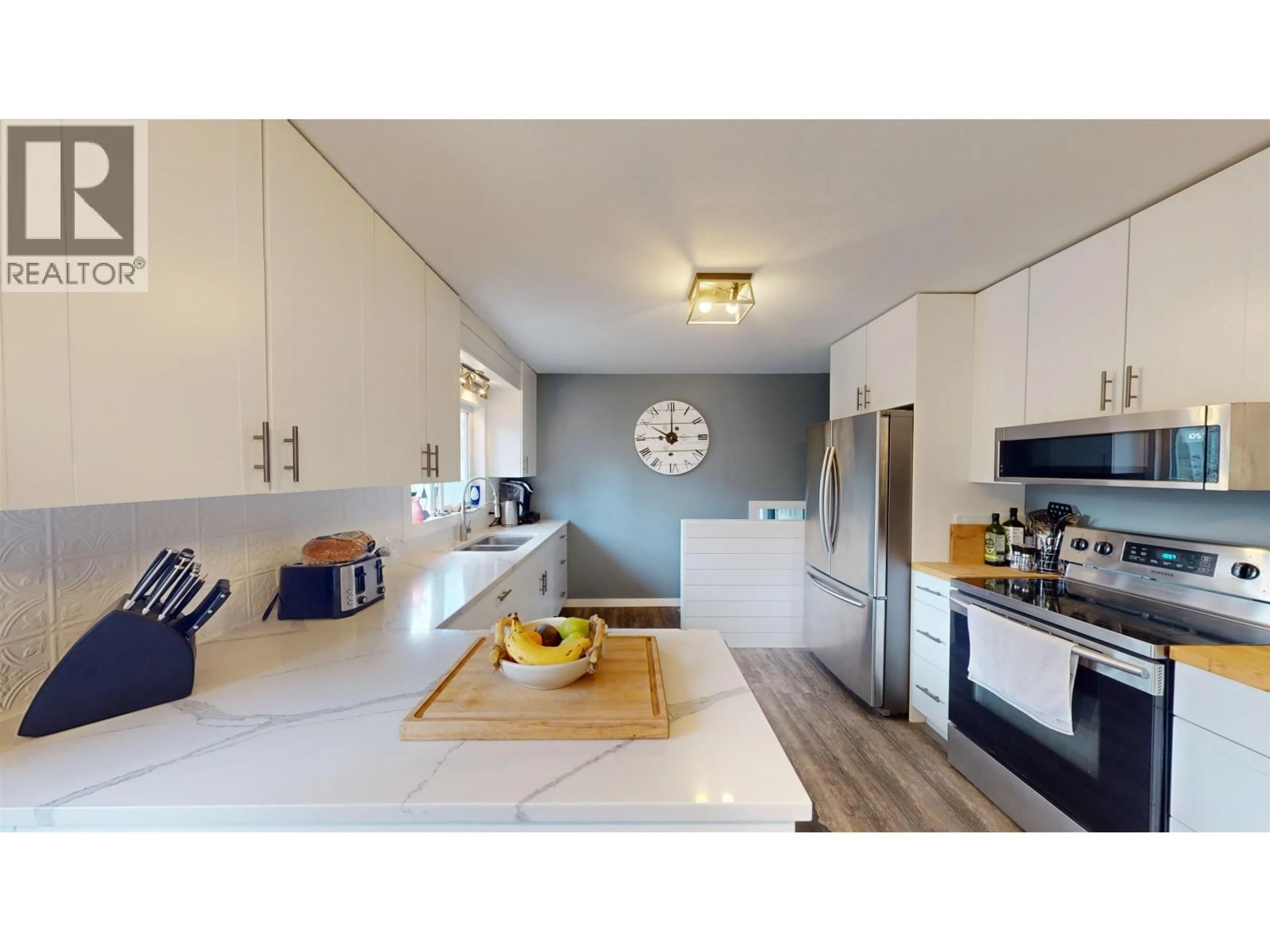 Open concept kitchen, unknown for 3980 DRIVE IN ROAD, Houston British Columbia V0J1Z2