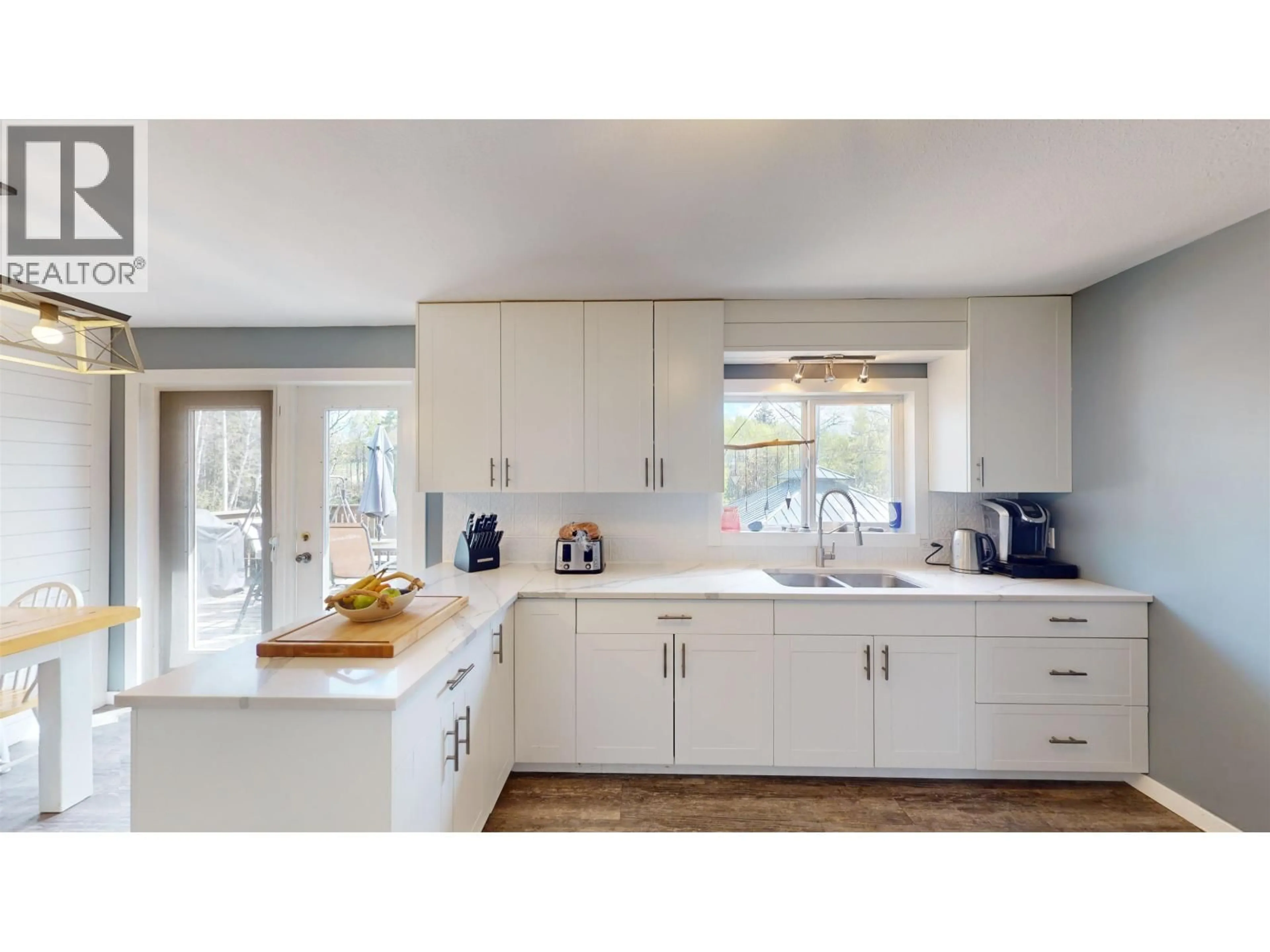 Open concept kitchen, unknown for 3980 DRIVE IN ROAD, Houston British Columbia V0J1Z2