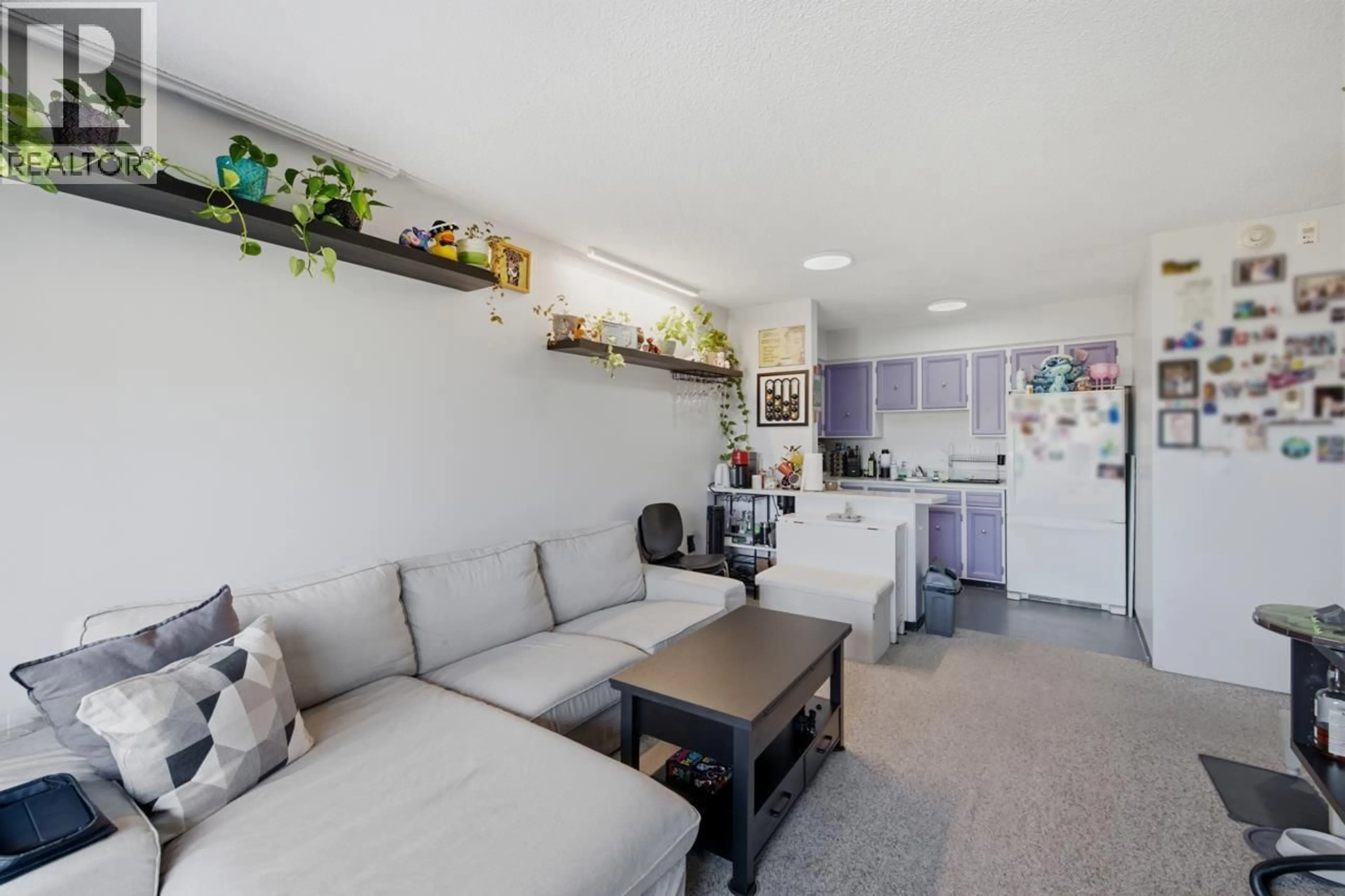 Living room with furniture, unknown for 209 - 2120 2ND AVENUE, Vancouver British Columbia V6K1H6