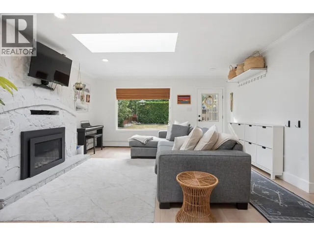 1415 DUNCAN DRIVE, Delta 2