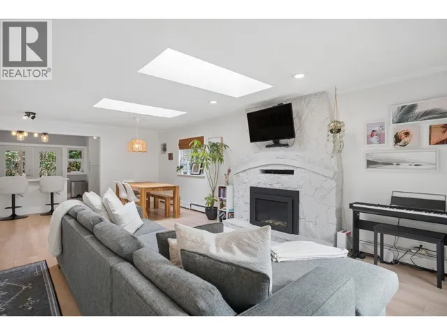 1415 DUNCAN DRIVE, Delta 4