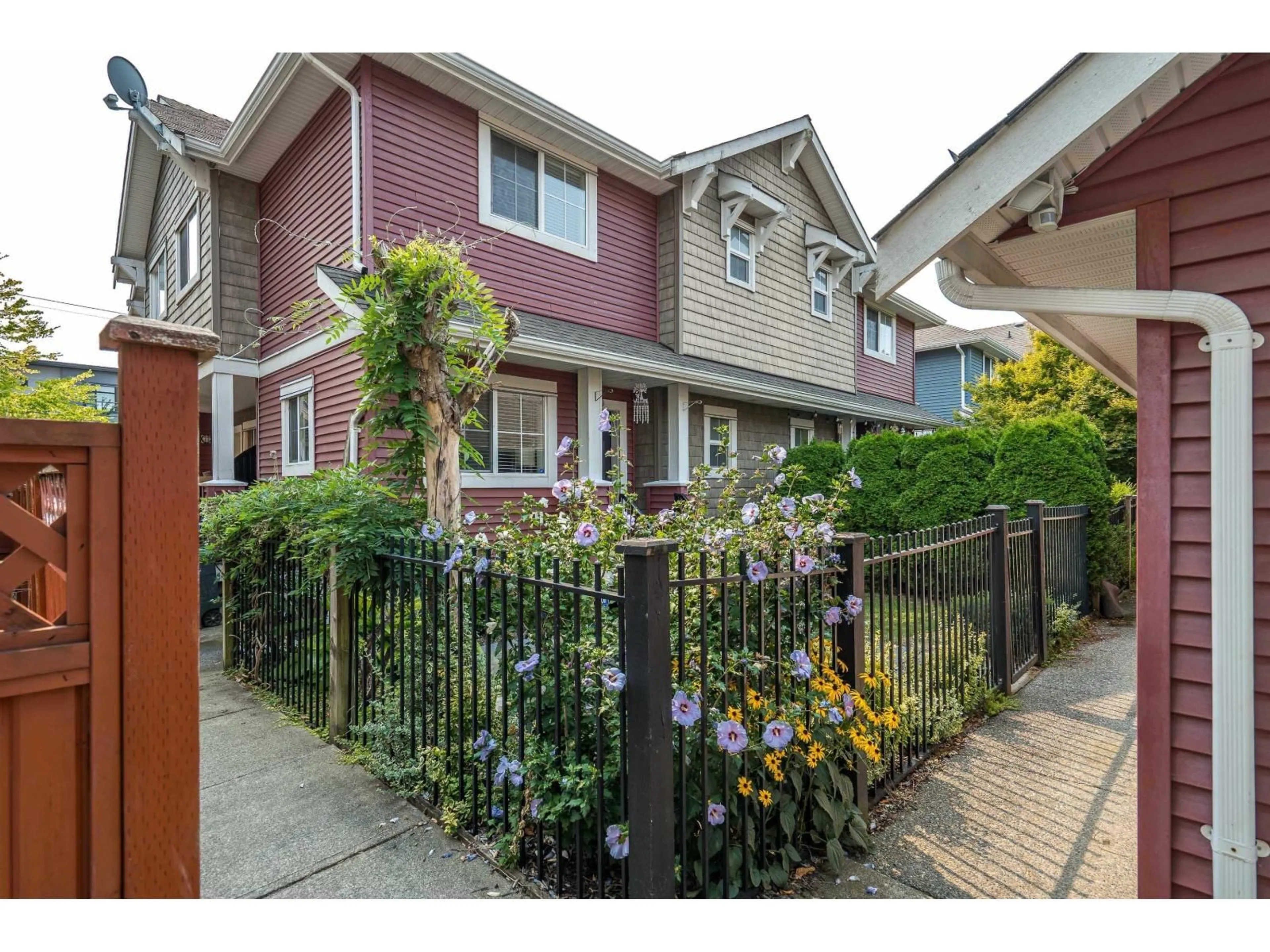 Home with brick exterior material, street for D2 - 19319 72 AVENUE, Surrey British Columbia V4N5X9