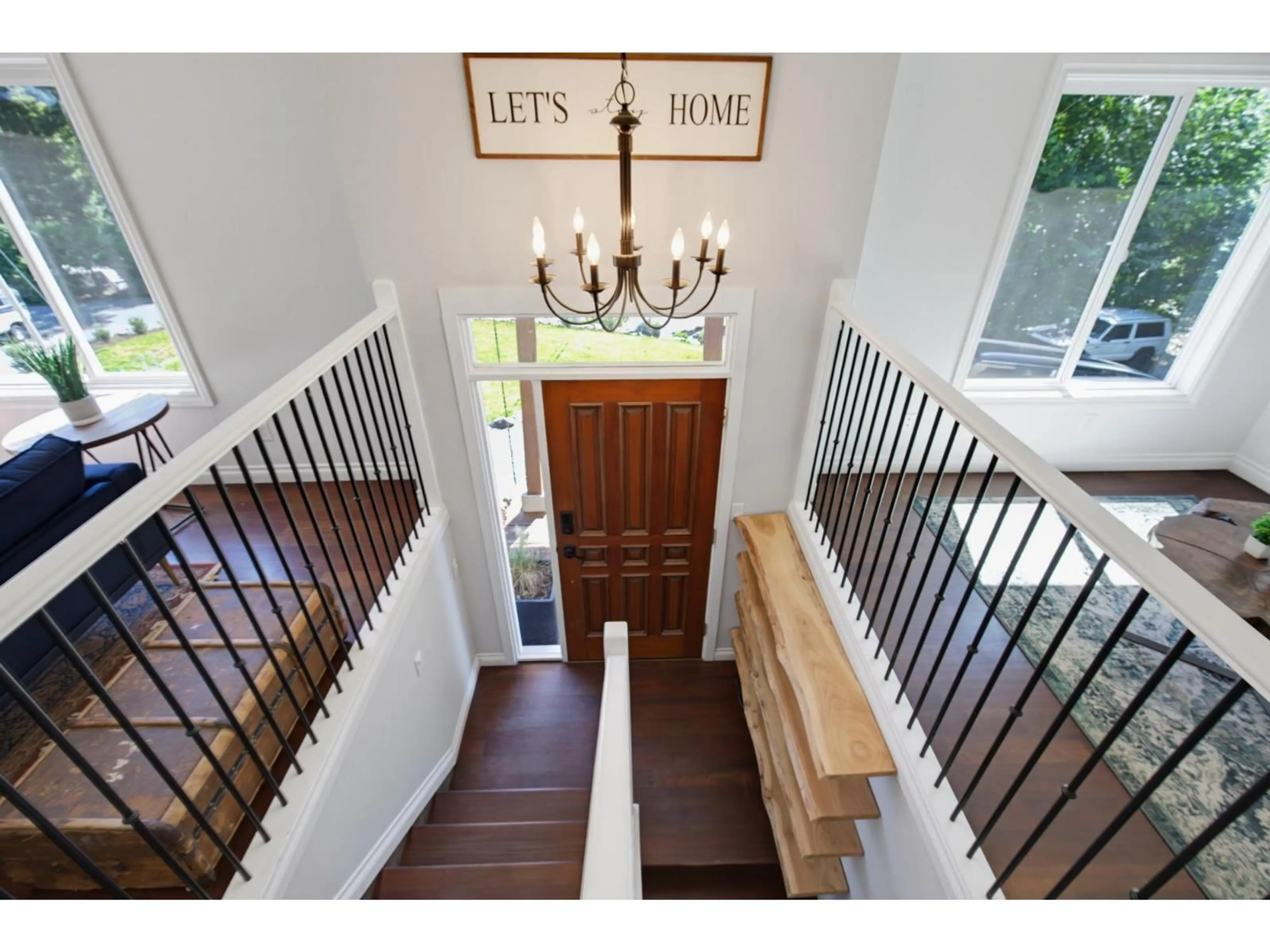 Indoor entryway for 47913 HANSOM ROAD, Chilliwack British Columbia V2R4R9