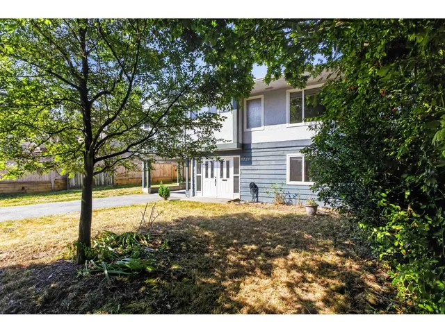 9727 121 STREET, Surrey 3