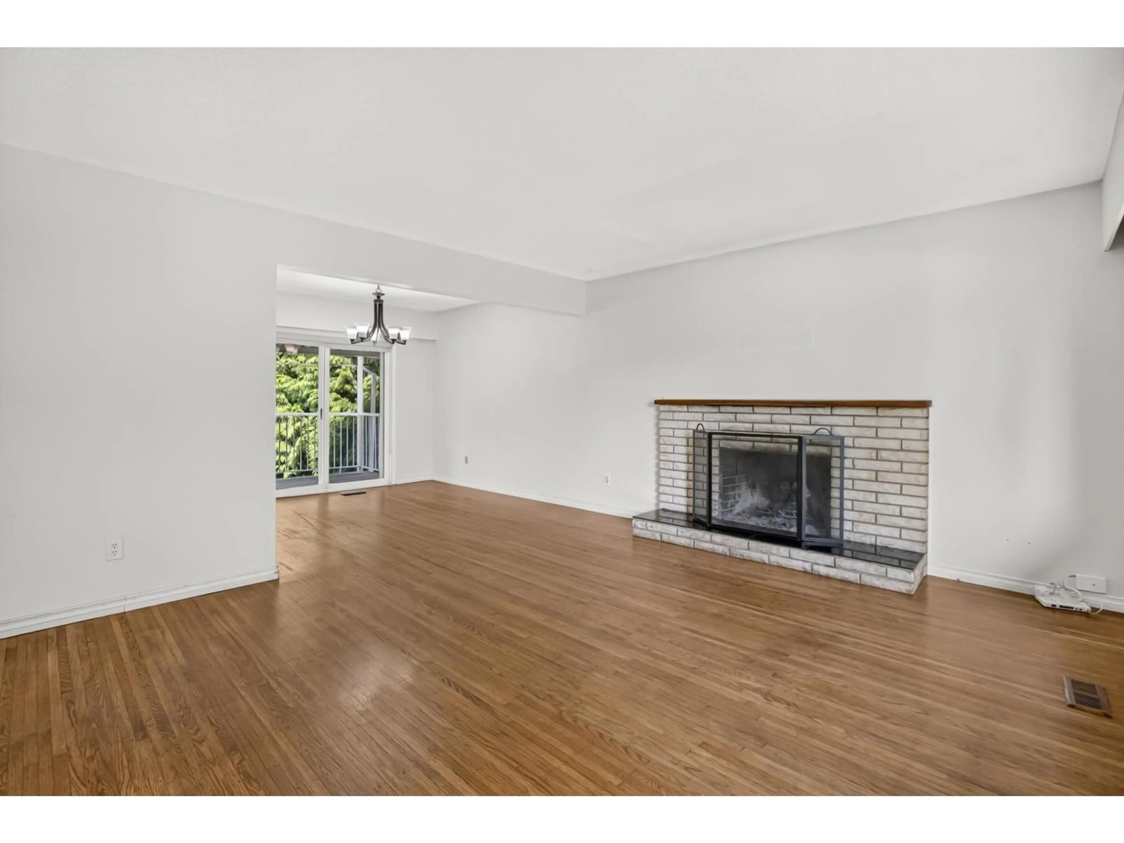A pic of a room for 9727 121 STREET, Surrey British Columbia V3V4J6