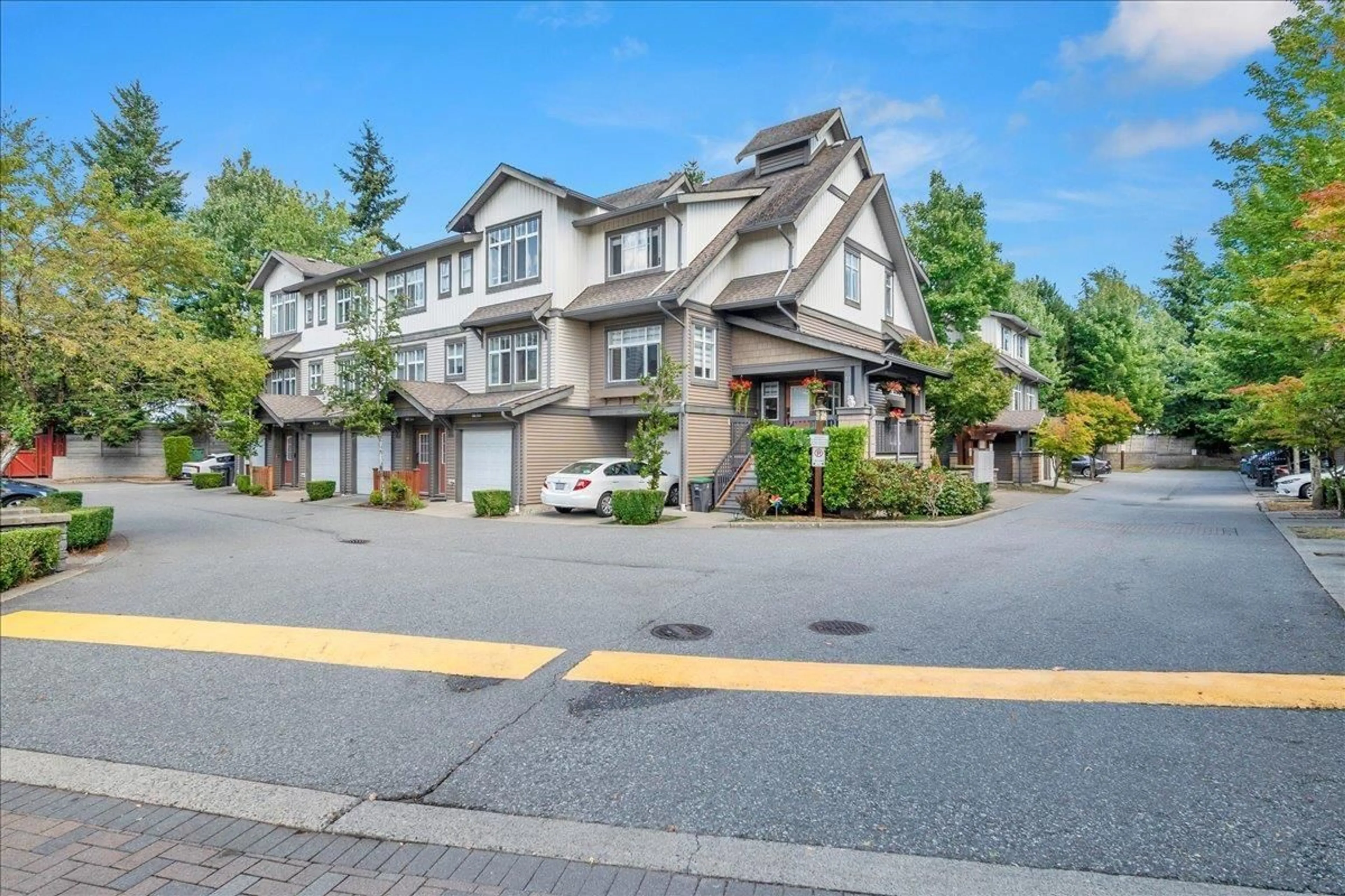 Patio, street for 18 - 16233 83 AVENUE, Surrey British Columbia V4N0Z3