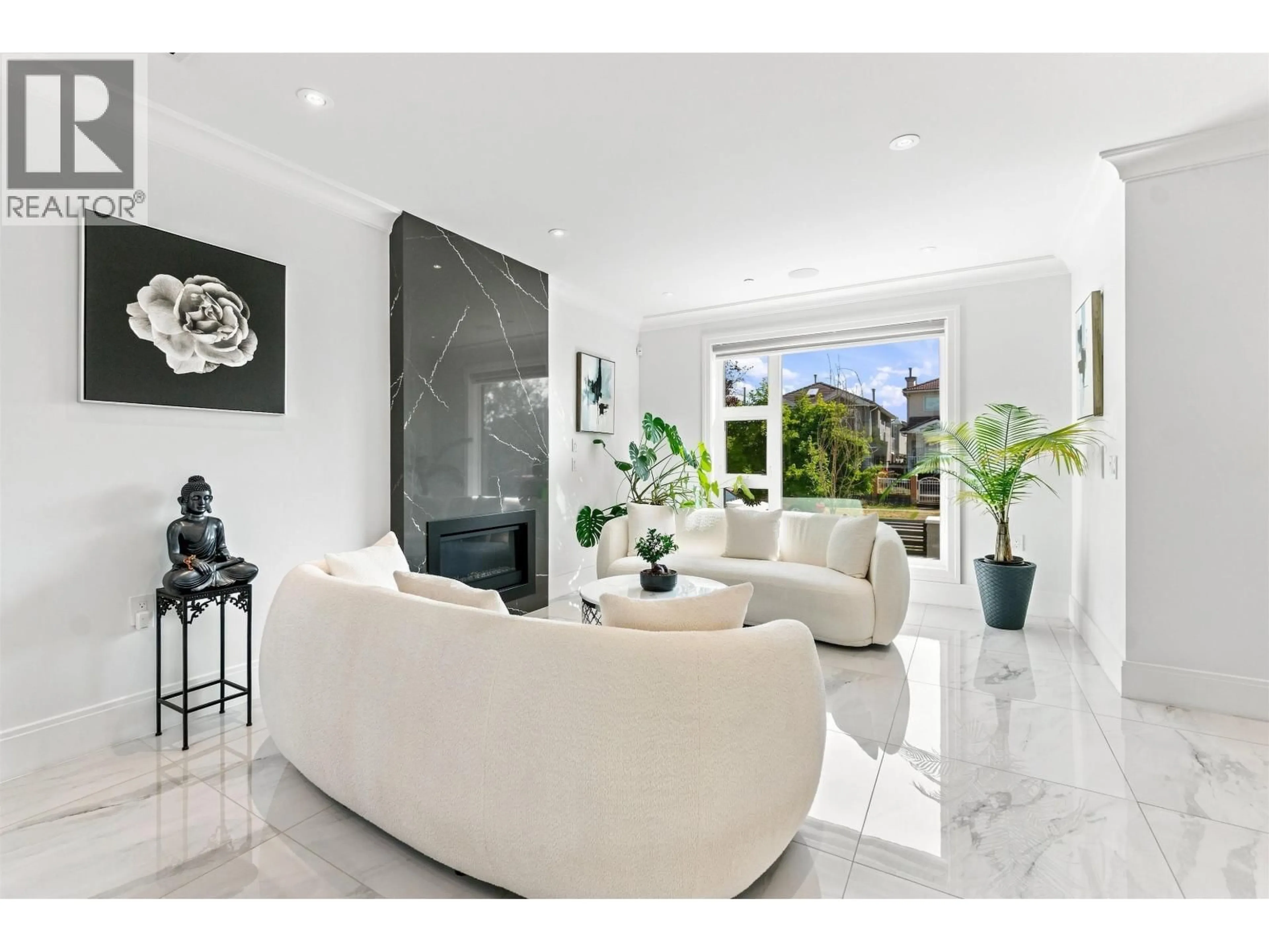 Living room with furniture, ceramic/tile floor for 5577 INVERNESS STREET, Vancouver British Columbia V5W3P4