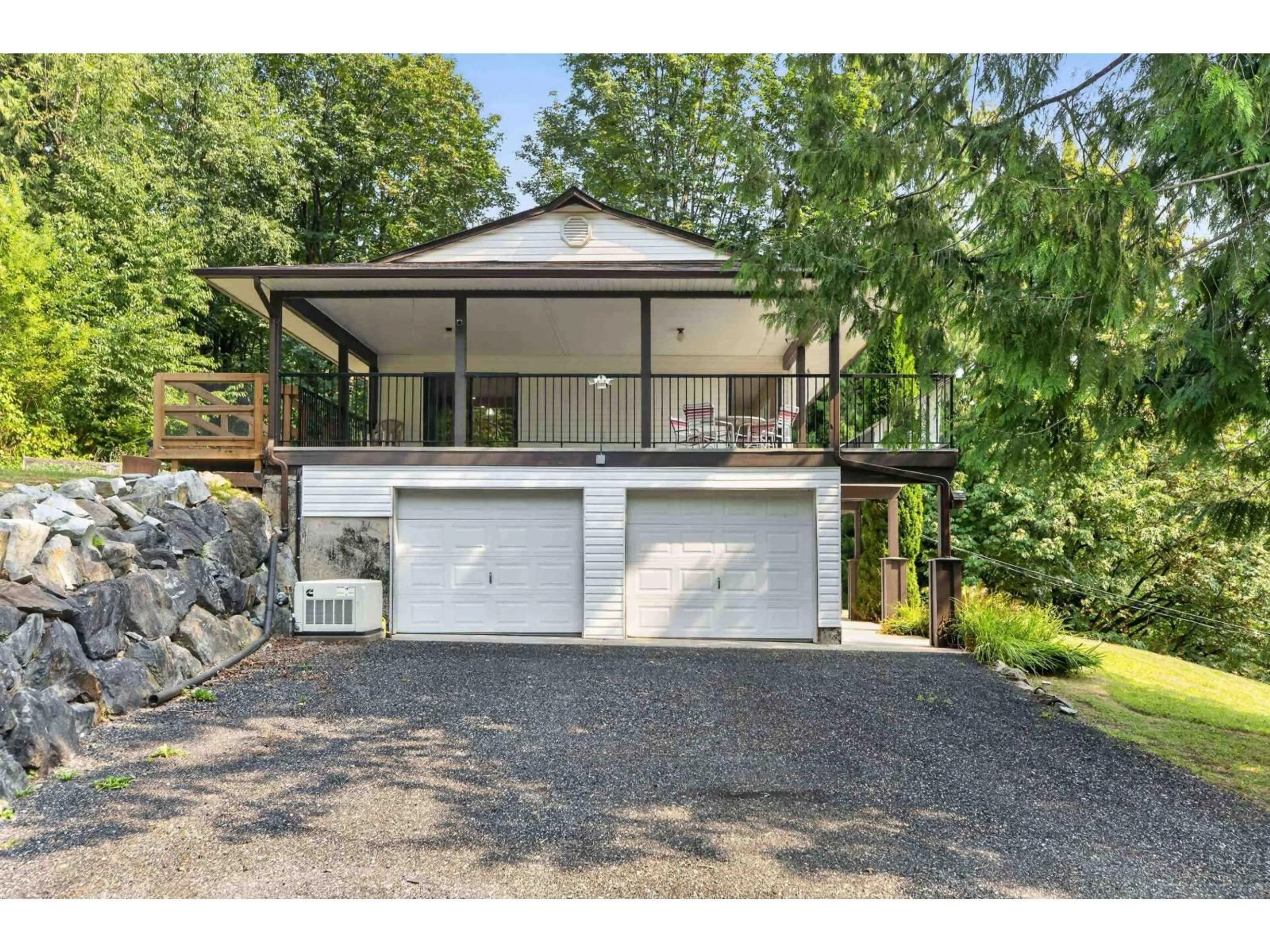 Home with vinyl exterior material, street for 37511 ATKINSON ROAD, Abbotsford British Columbia V3G2G7