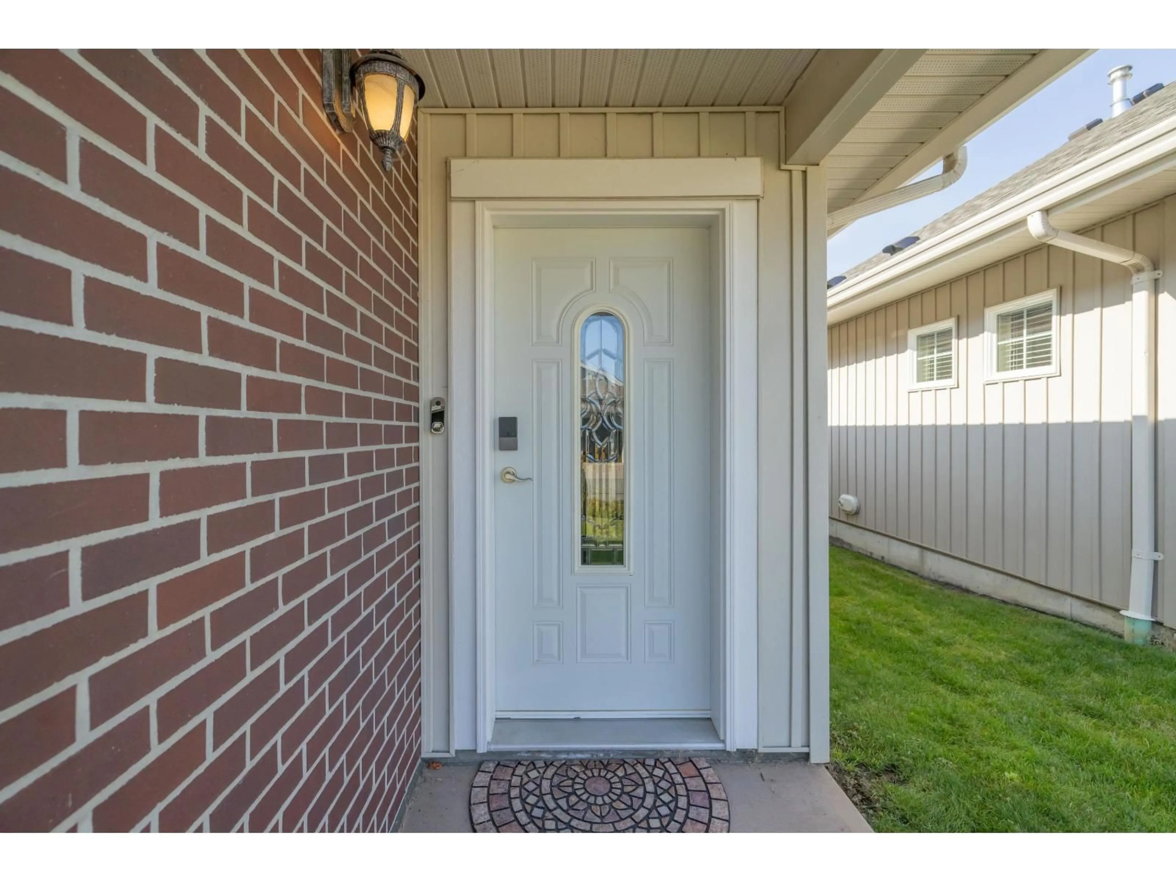 Indoor entryway for 16 - 45824 STEVENSON ROAD, Chilliwack British Columbia V2R5W5