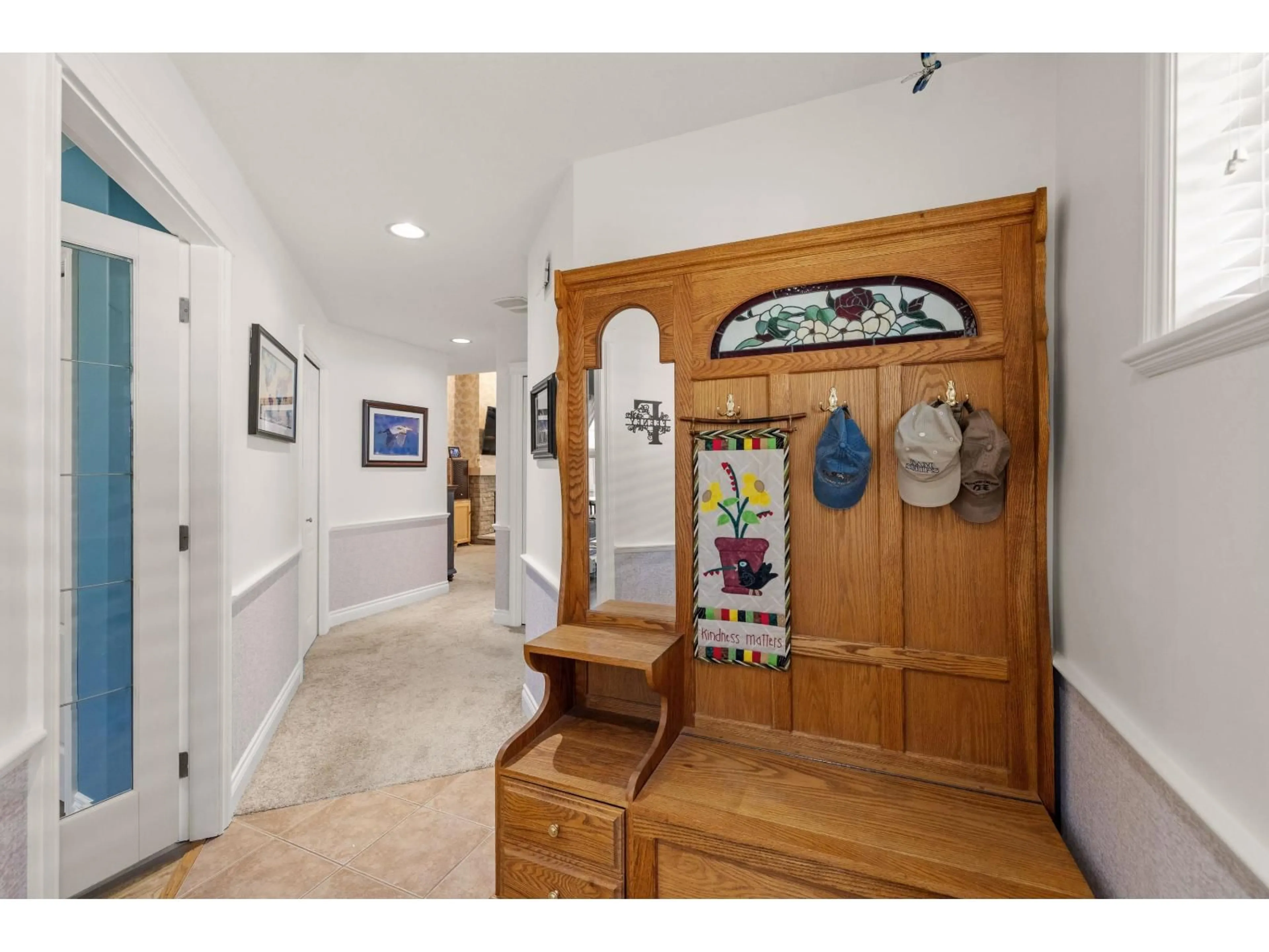 Indoor entryway for 16 - 45824 STEVENSON ROAD, Chilliwack British Columbia V2R5W5