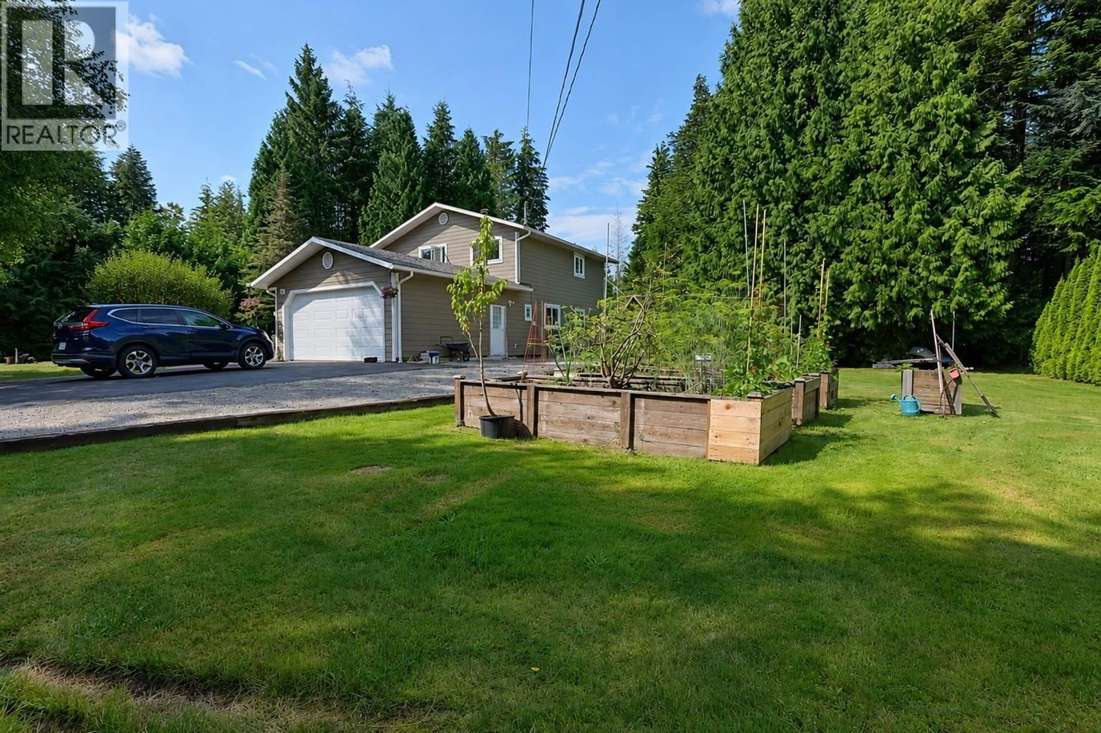 A pic from outside/outdoor area/front of a property/back of a property/a pic from drone, unknown for 163 HALIBUT STREET, Kitimat British Columbia V8C2K6