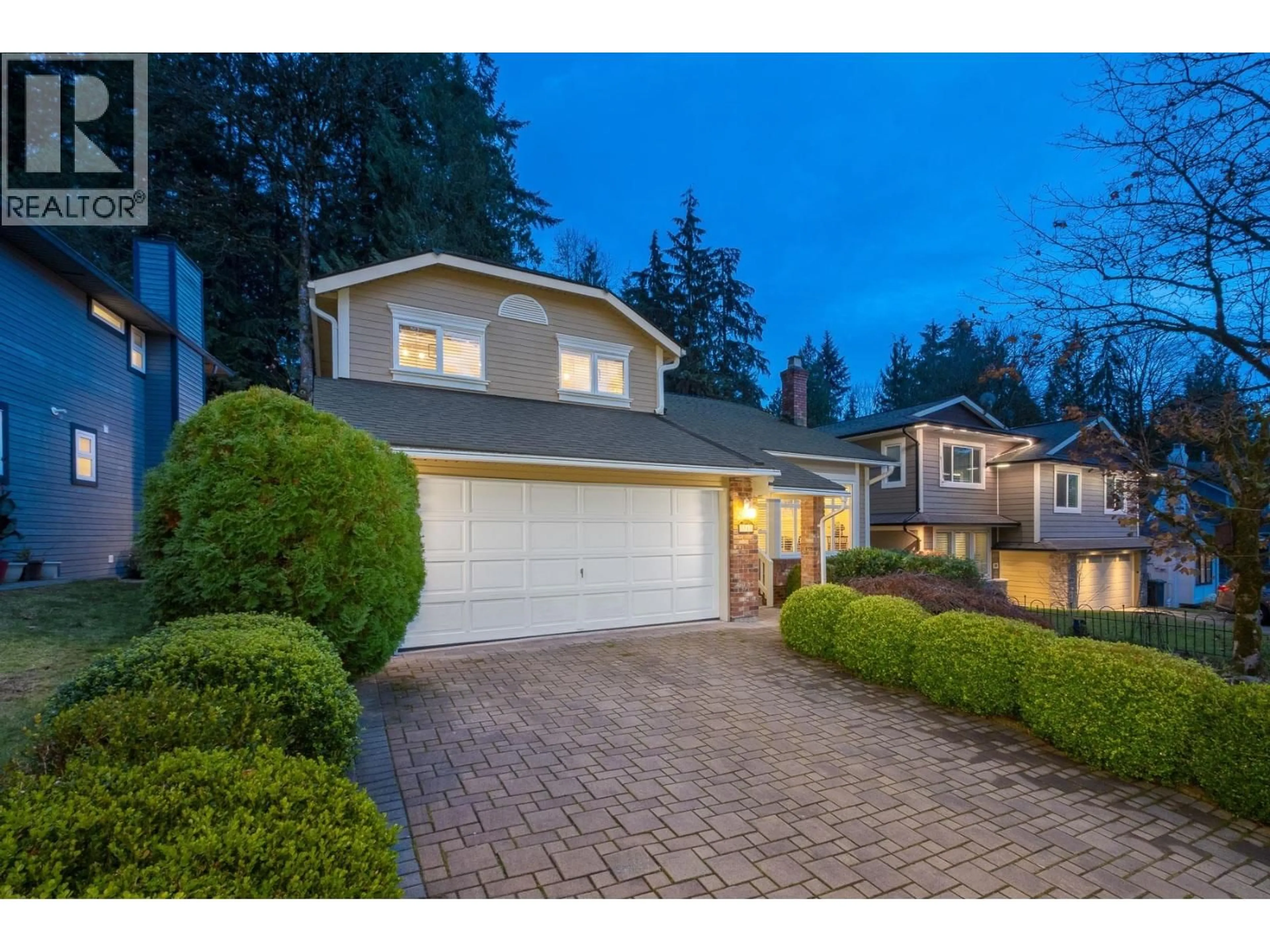 Home with vinyl exterior material, street for 31 ARROW-WOOD PLACE, Port Moody British Columbia V3H4J1