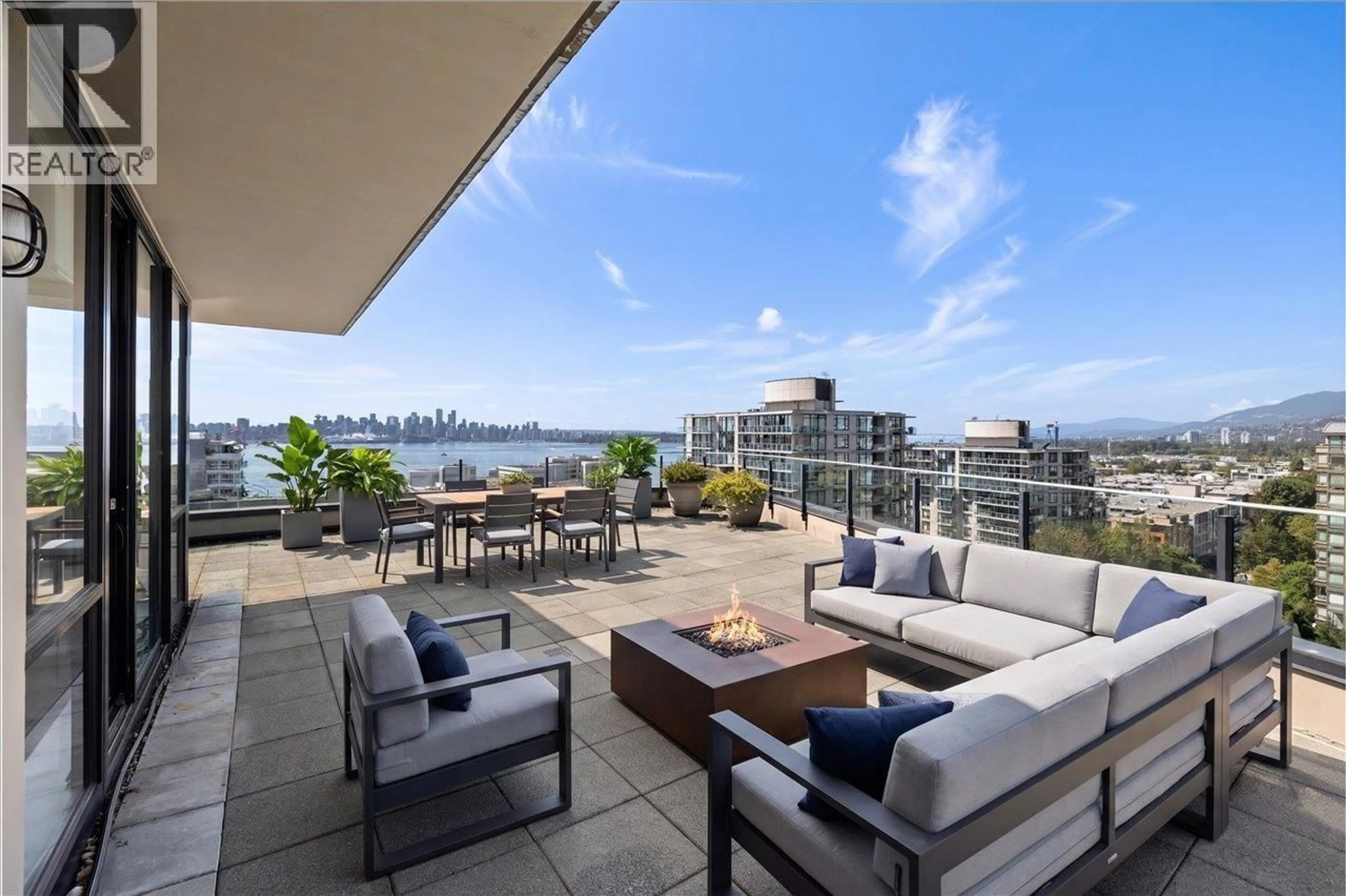 Patio, water/lake/river/ocean view for PH2 - 124 1ST STREET, North Vancouver British Columbia V7M3N3