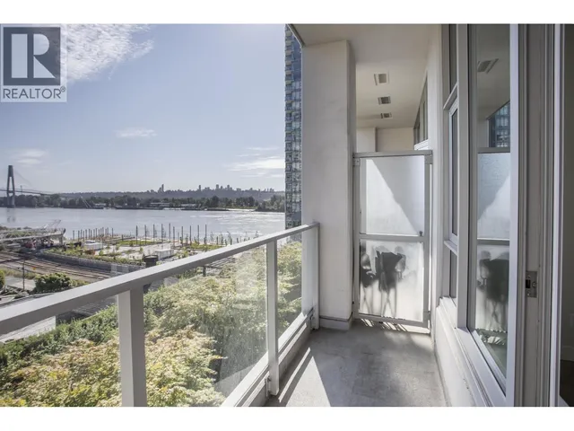 707 - 668 COLUMBIA STREET, New Westminster 3
