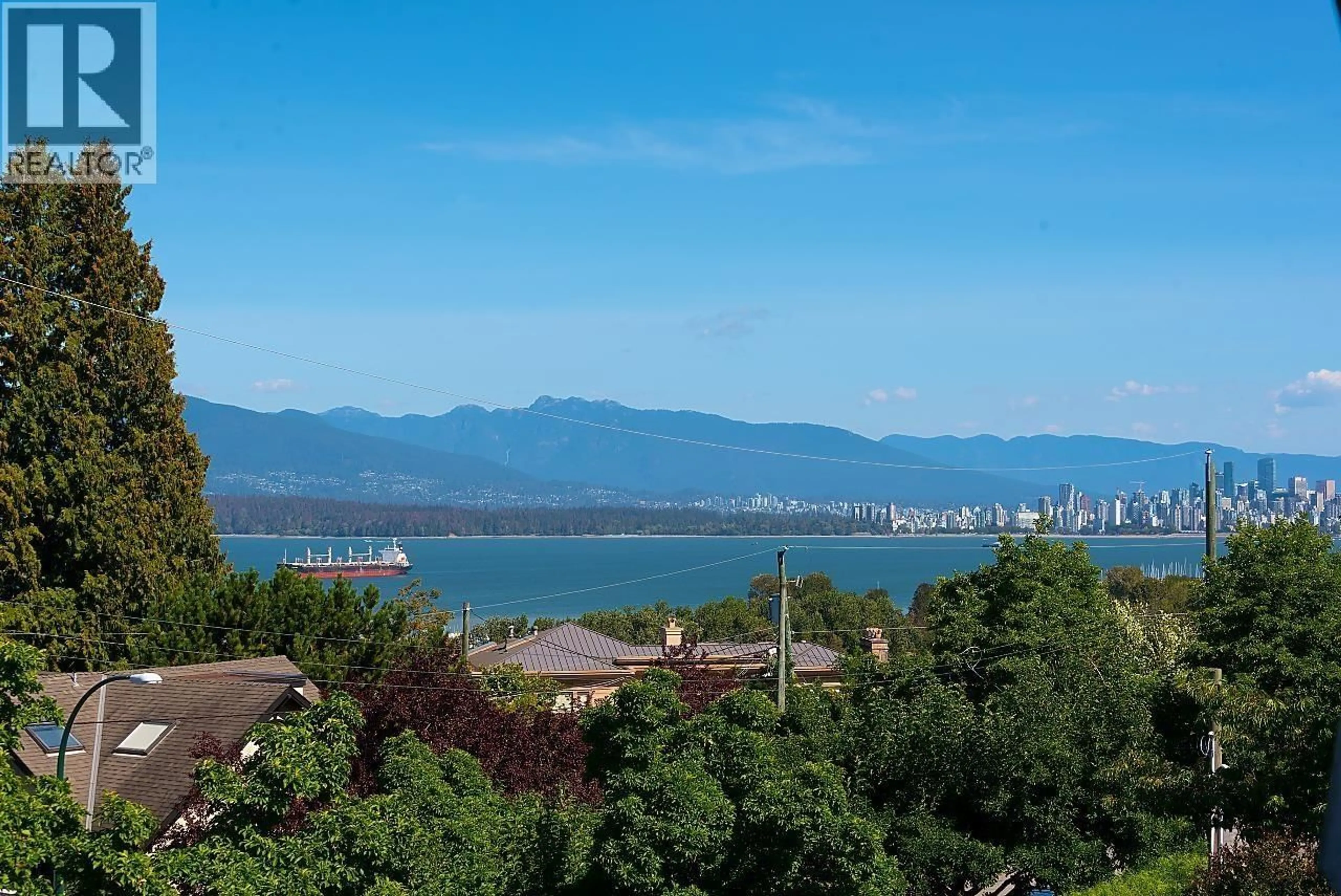 Blurry image for 4540 3RD AVENUE, Vancouver British Columbia V6R1N2