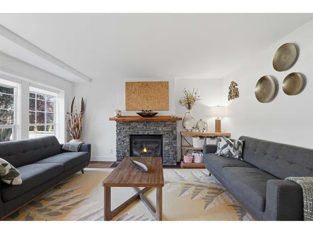 1425 129 STREET, Surrey 4