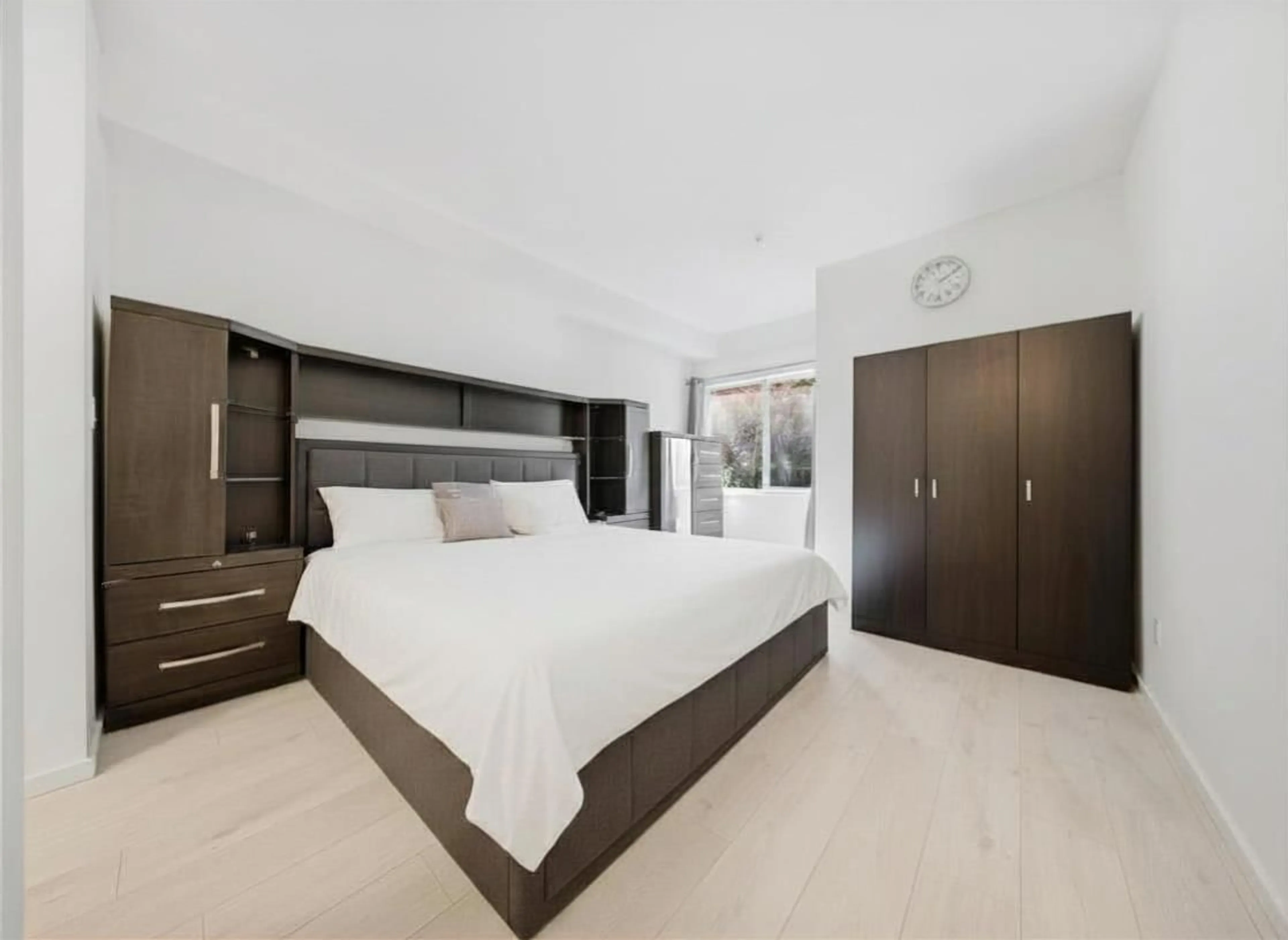 Bedroom with bed, unknown for 114 - 10128 132 STREET, Surrey British Columbia V3T3T5
