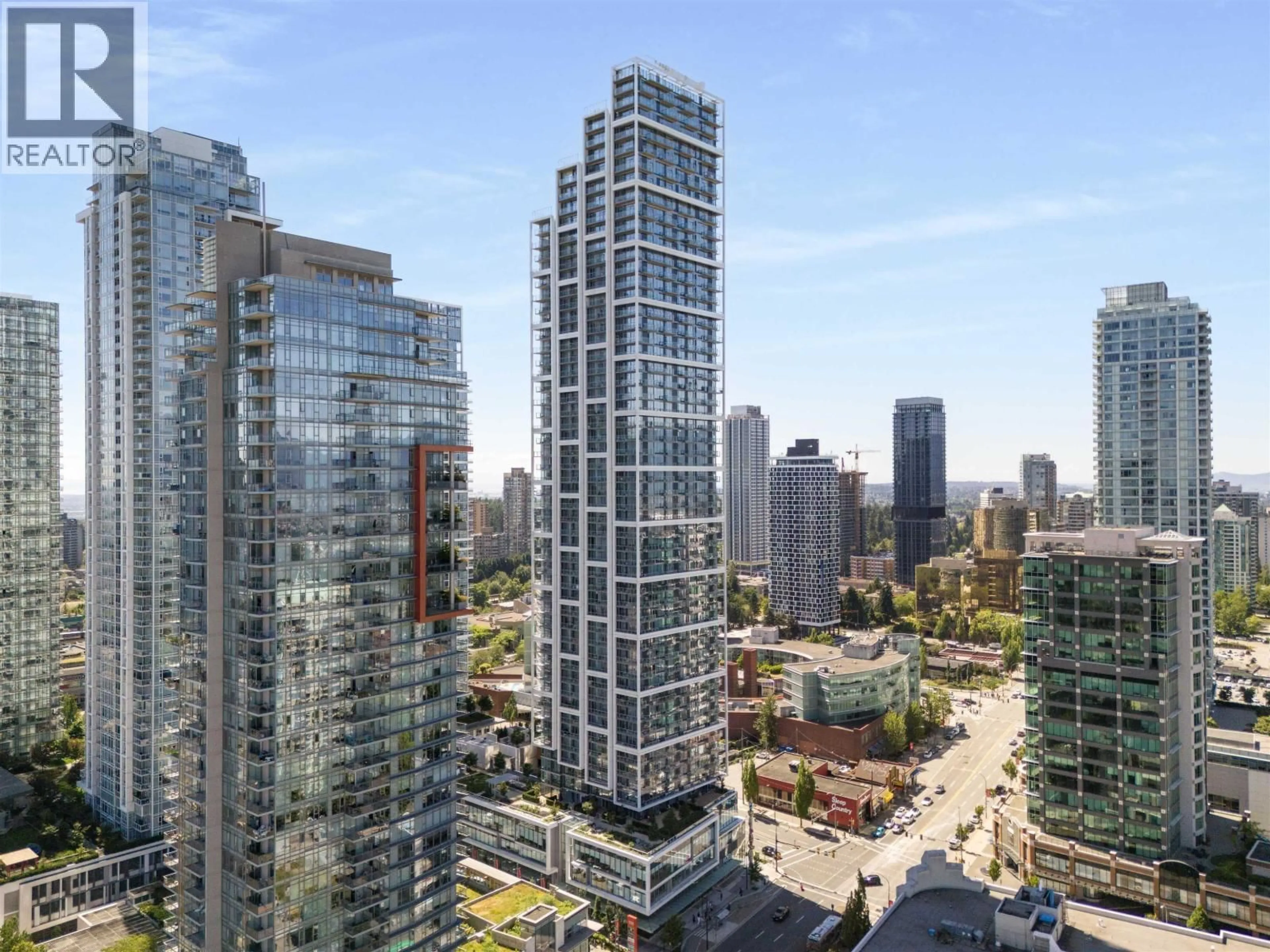 A pic from outside/outdoor area/front of a property/back of a property/a pic from drone, city buildings view from balcony for 503 - 6000 MCKAY AVENUE, Burnaby British Columbia V5H0K2