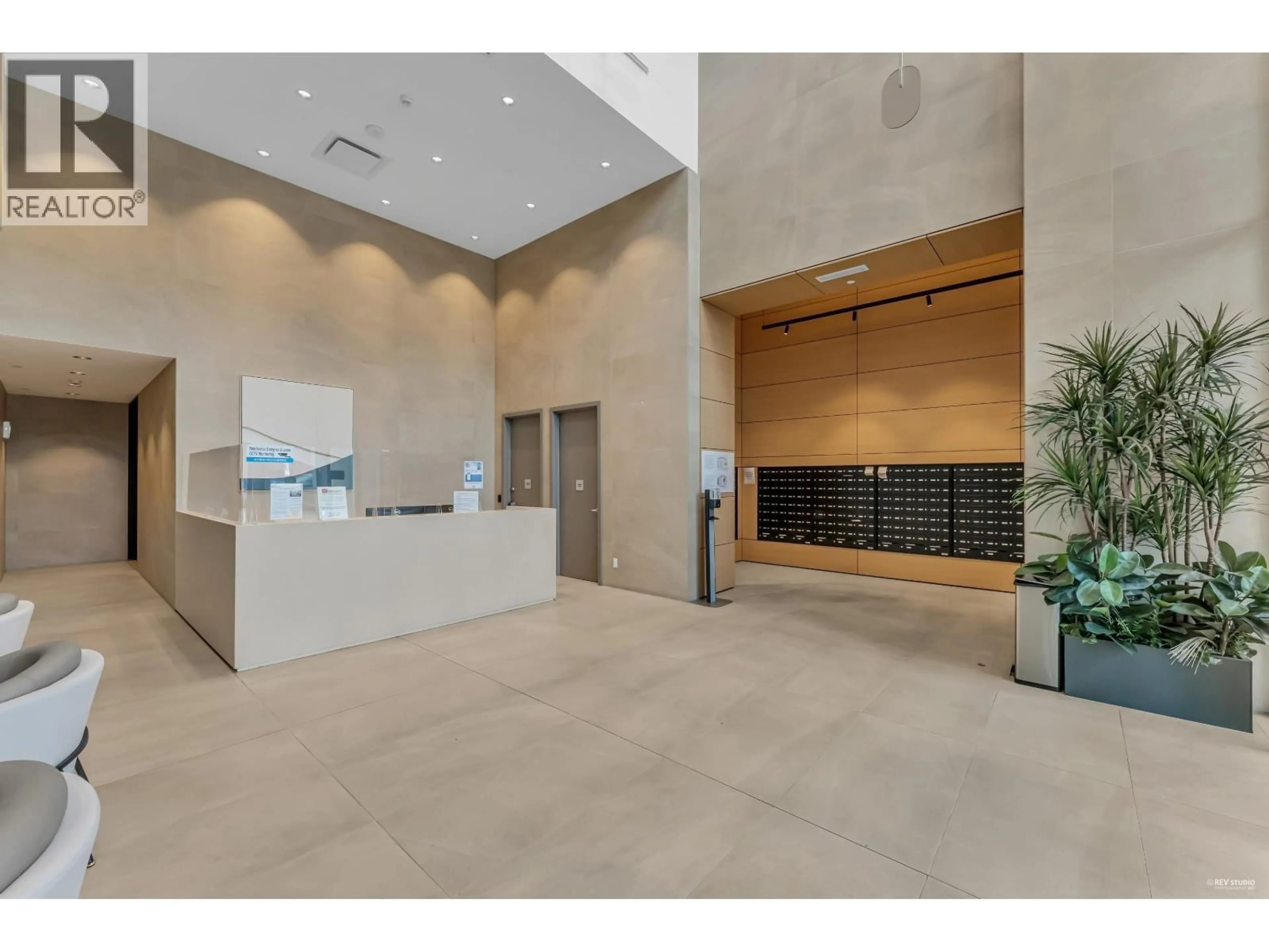 Indoor foyer for 503 - 6000 MCKAY AVENUE, Burnaby British Columbia V5H0K2