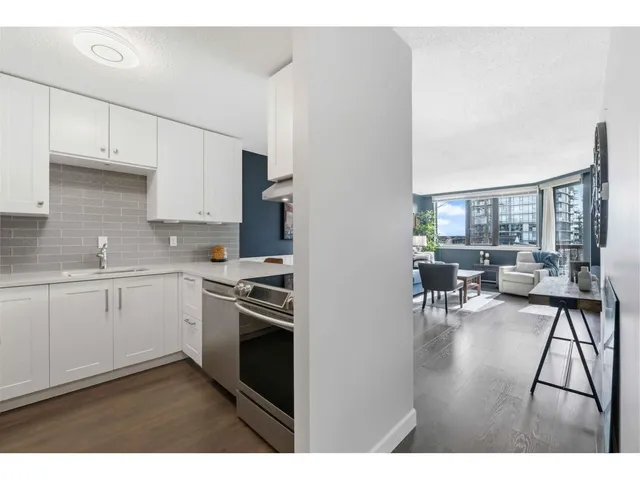 305 - 1521 GEORGE STREET, White Rock 3
