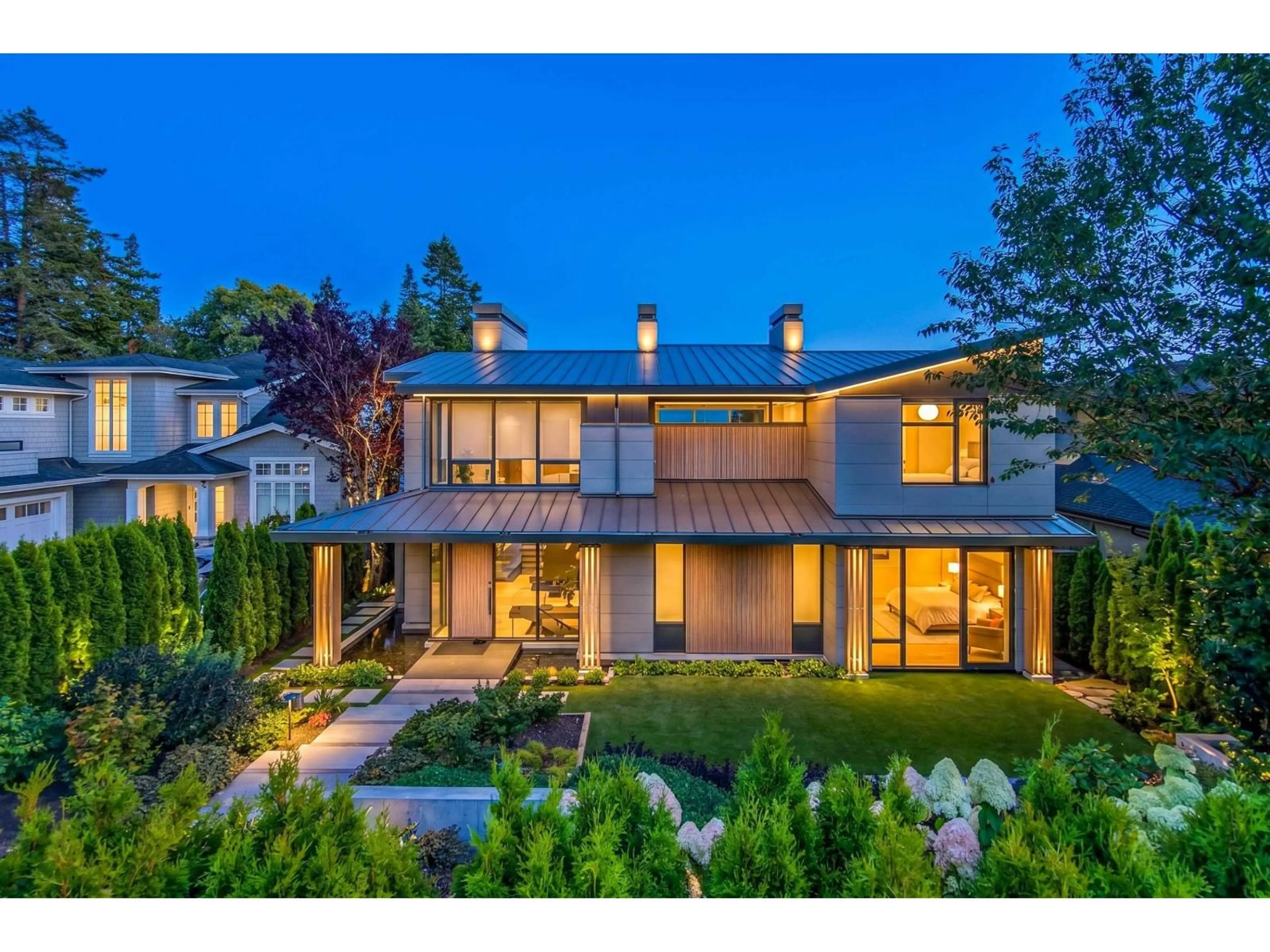 Home with brick exterior material, street for 13386 MARINE DRIVE, Surrey British Columbia V4A1G2