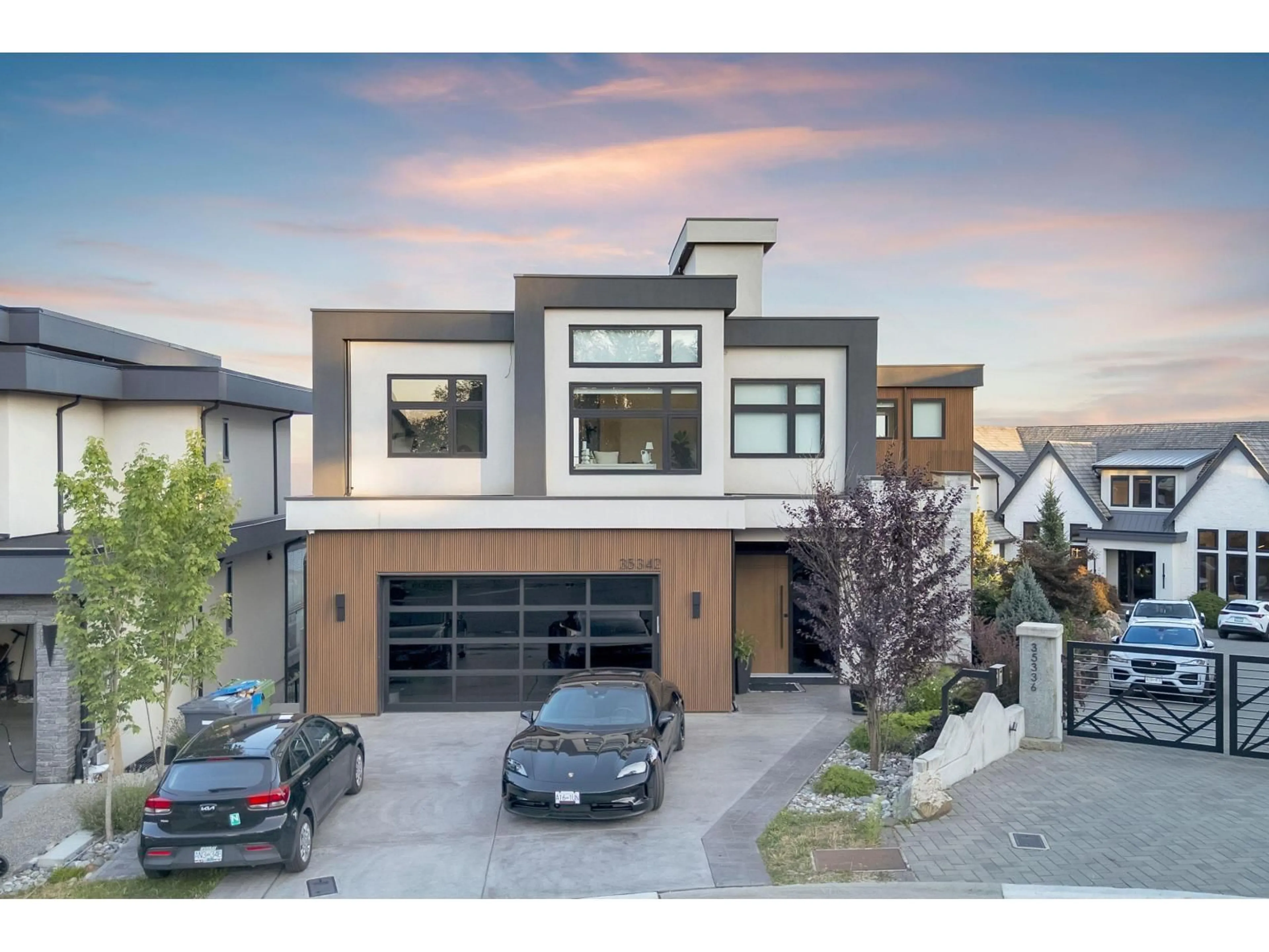 Home with brick exterior material, street for 35342 RAVEN COURT, Abbotsford British Columbia V3G0G8