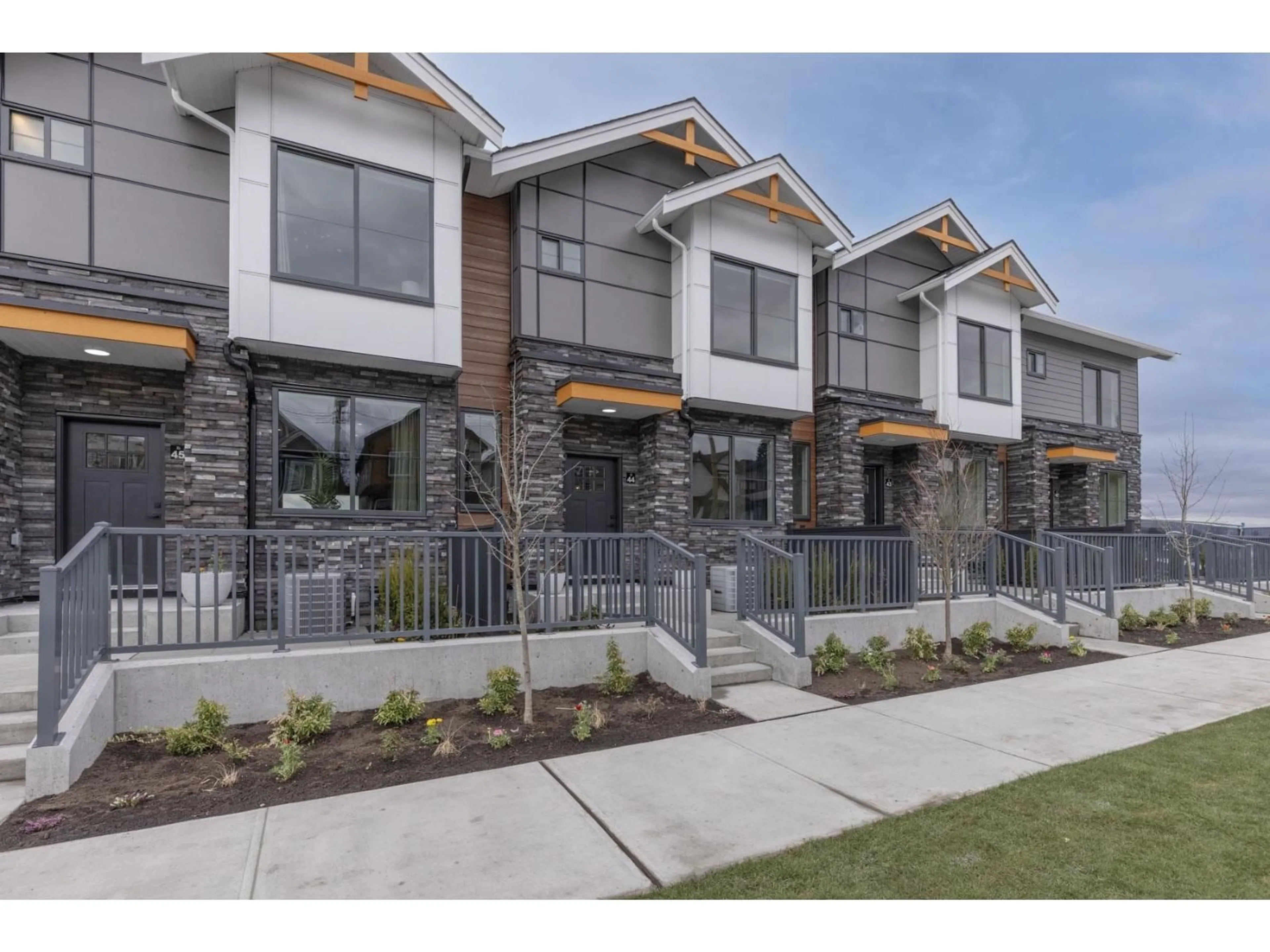 Home with brick exterior material, street for 44 - 6035 141 STREET, Surrey British Columbia V3X0L6