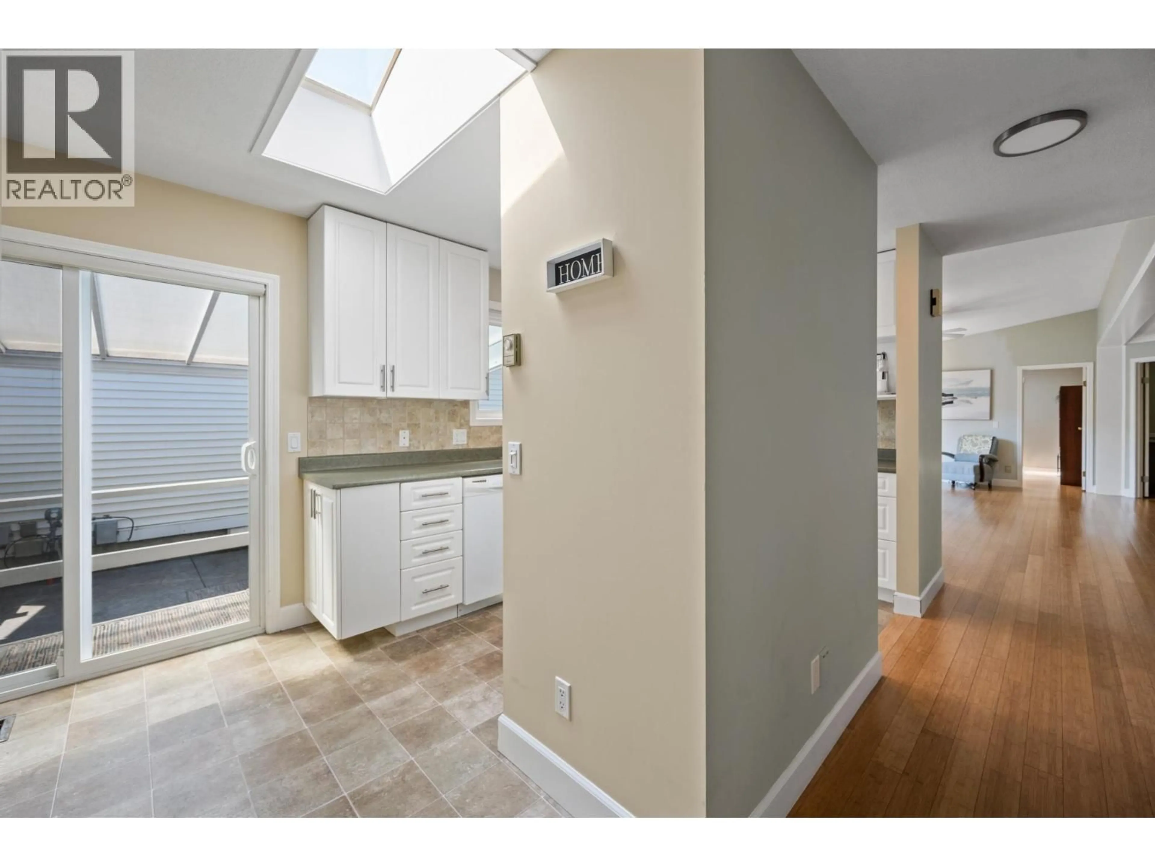 Indoor entryway for 5379 REGATTA WAY, Delta British Columbia V4K4R9