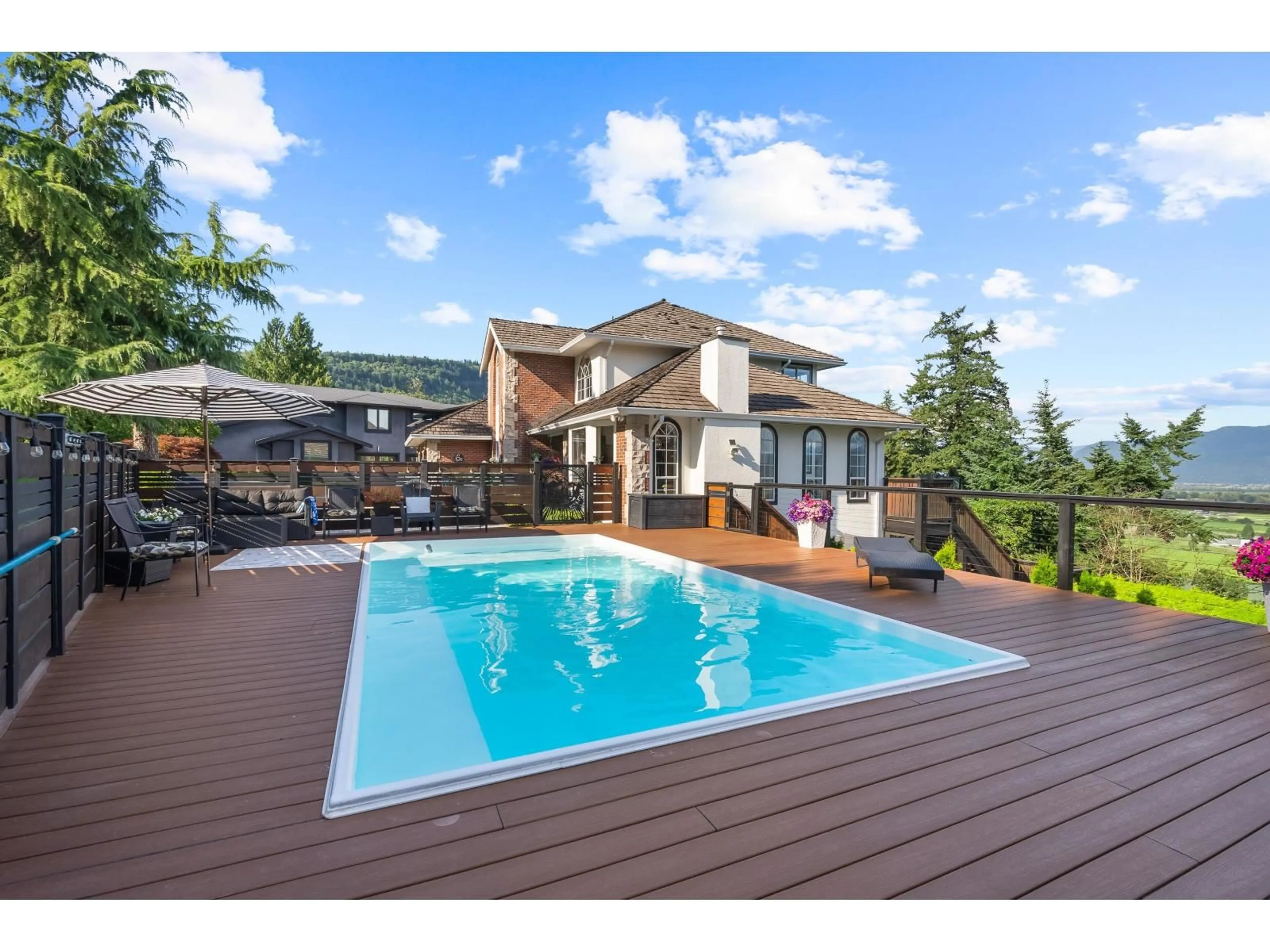 Pool for 35993 EAGLECREST PLACE, Abbotsford British Columbia V3G1E7